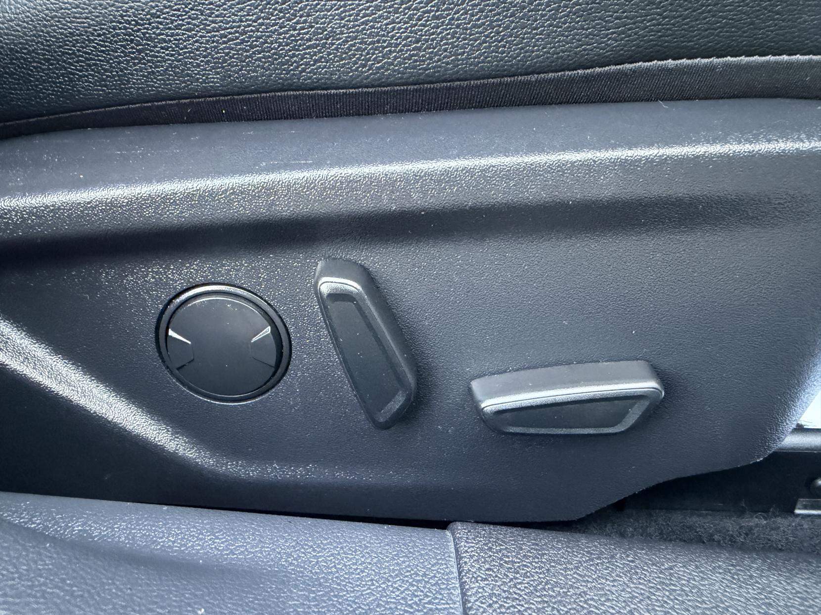 Ford Focus 1.0T EcoBoost ST-Line X Hatchback 5dr Petrol Auto Euro 6 (s/s) (125 ps)