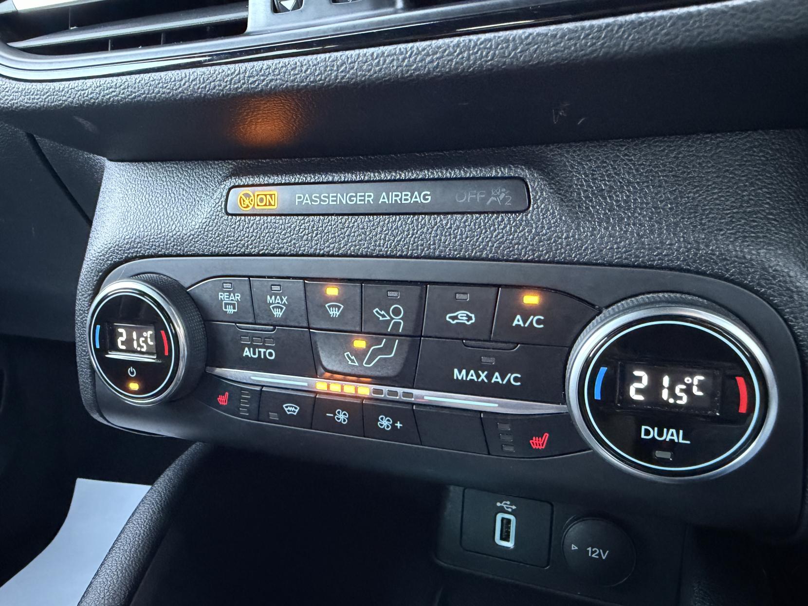 Ford Focus 1.0T EcoBoost ST-Line X Hatchback 5dr Petrol Auto Euro 6 (s/s) (125 ps)