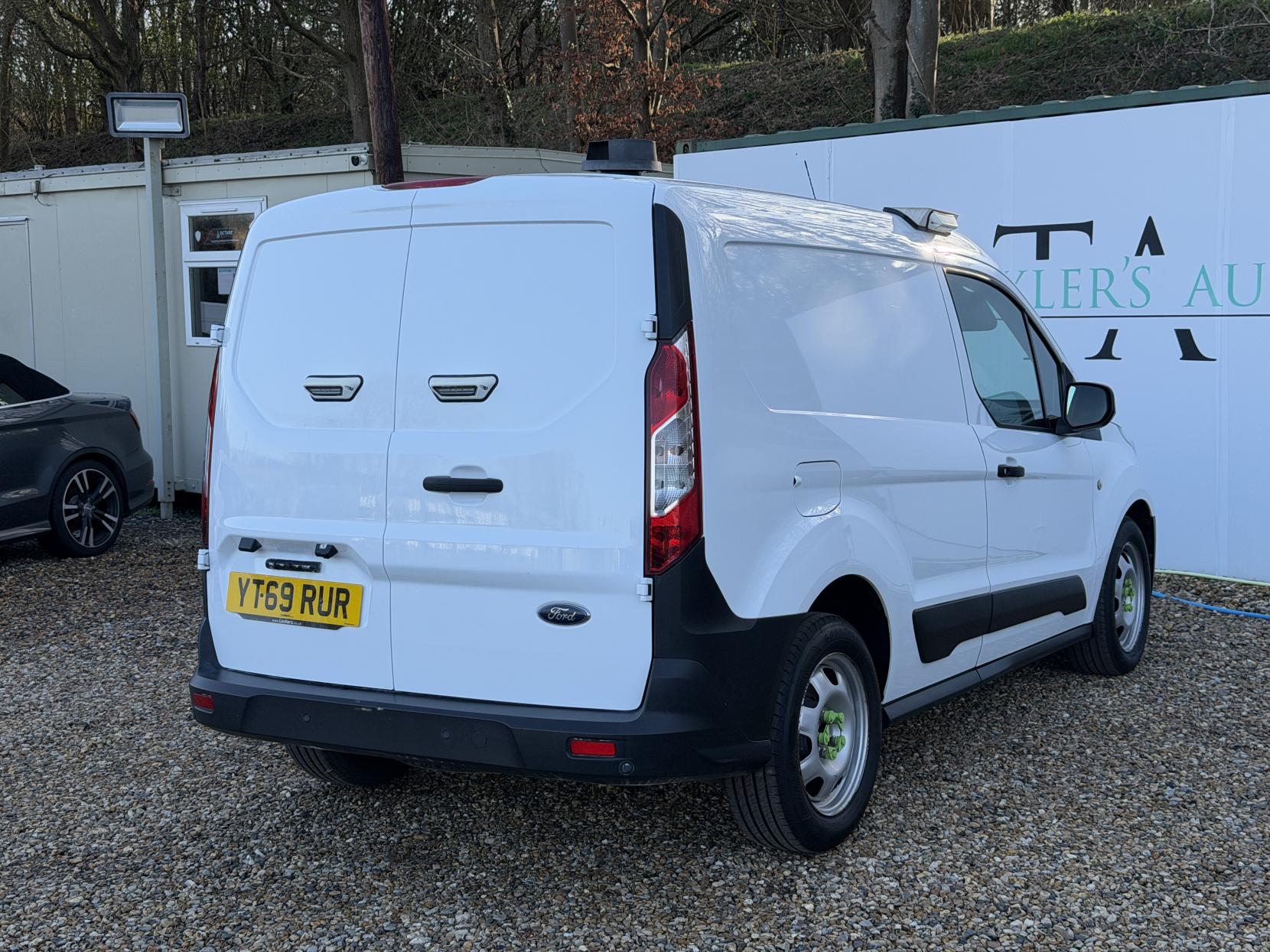 Ford Transit Connect 1.5 220 EcoBlue Leader Panel Van 5dr Diesel Manual L1 Euro 6 (s/s) (100 ps)