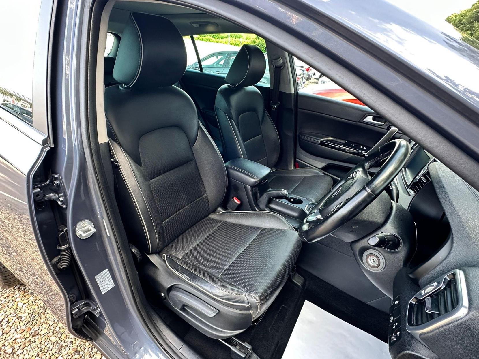 Kia Sportage 1.7 CRDi 3 DCT Euro 6 (s/s) 5dr