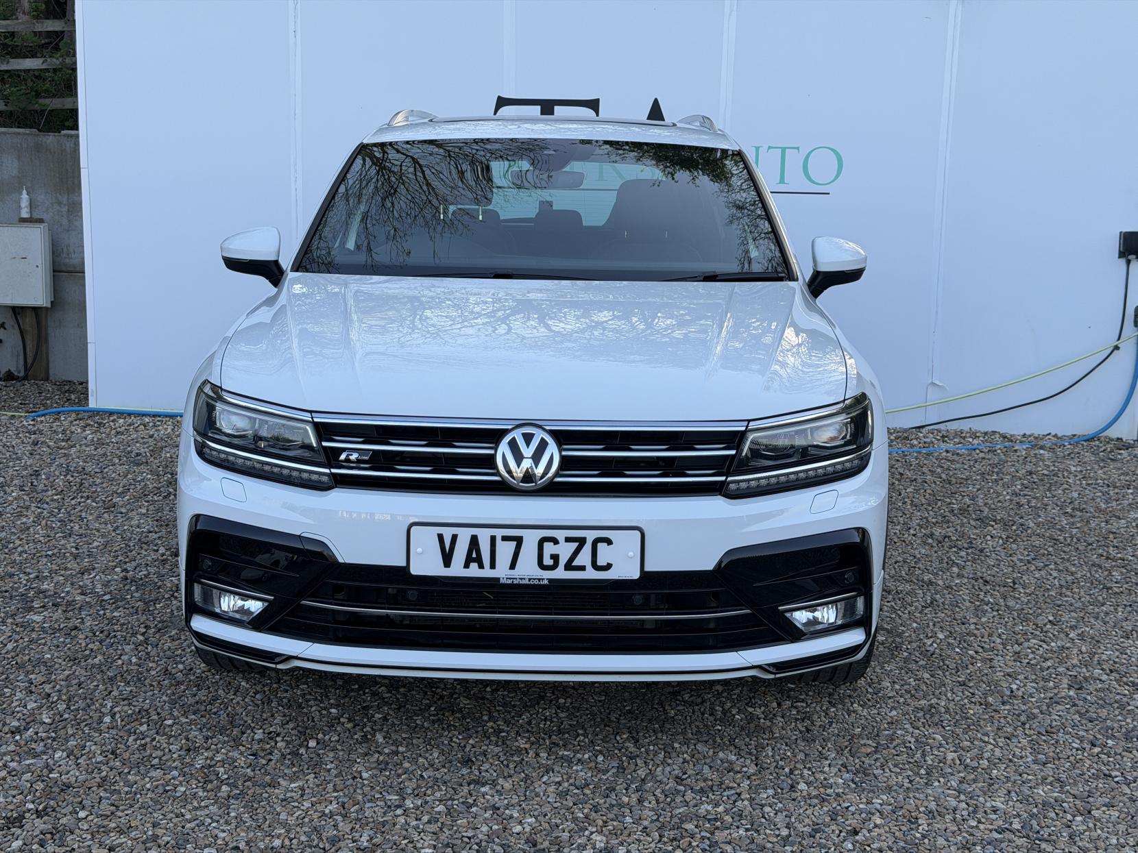 Volkswagen Tiguan 2.0 TDI BlueMotion Tech R-Line SUV 5dr Diesel DSG Euro 6 (s/s) (150 ps)