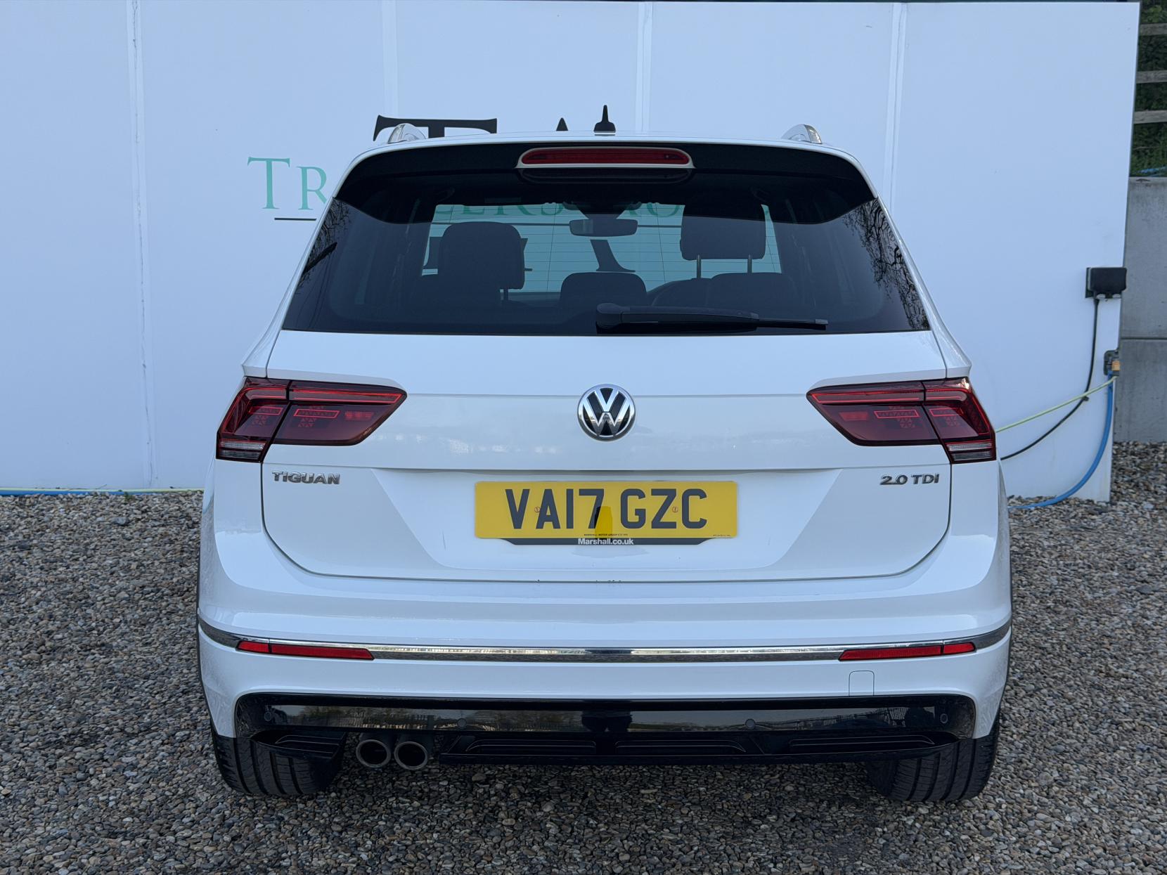 Volkswagen Tiguan 2.0 TDI BlueMotion Tech R-Line SUV 5dr Diesel DSG Euro 6 (s/s) (150 ps)