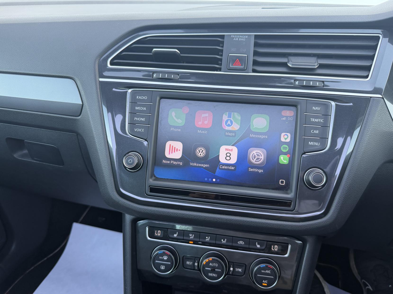 Volkswagen Tiguan 2.0 TDI BlueMotion Tech R-Line SUV 5dr Diesel DSG Euro 6 (s/s) (150 ps)