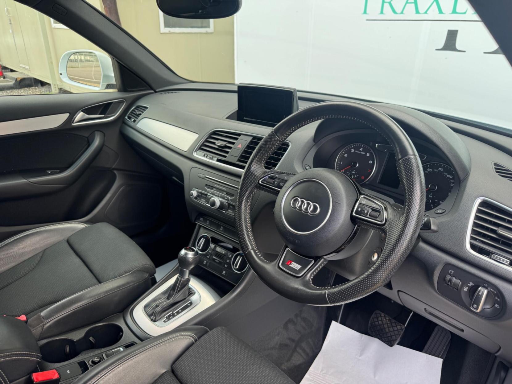 Audi Q3 1.4 TFSI CoD S line S Tronic Euro 6 (s/s) 5dr