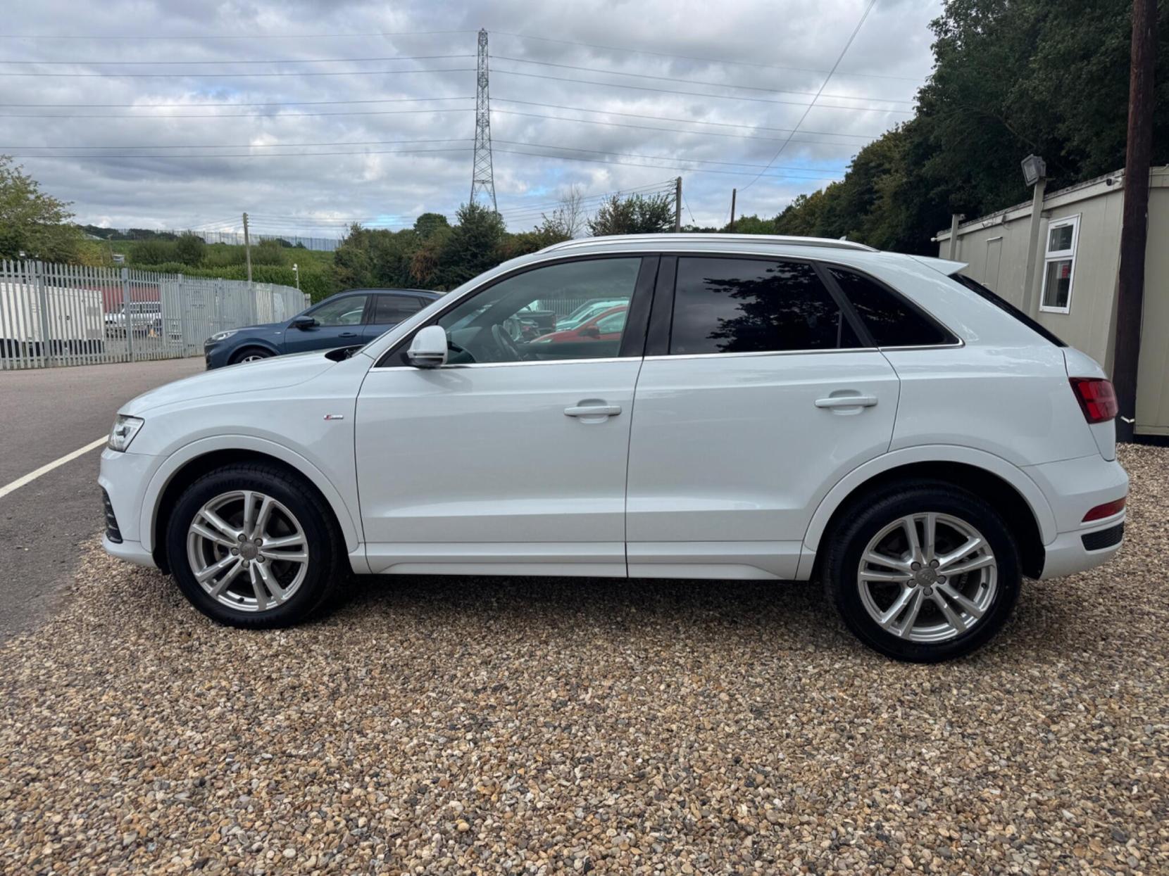 Audi Q3 1.4 TFSI CoD S line S Tronic Euro 6 (s/s) 5dr
