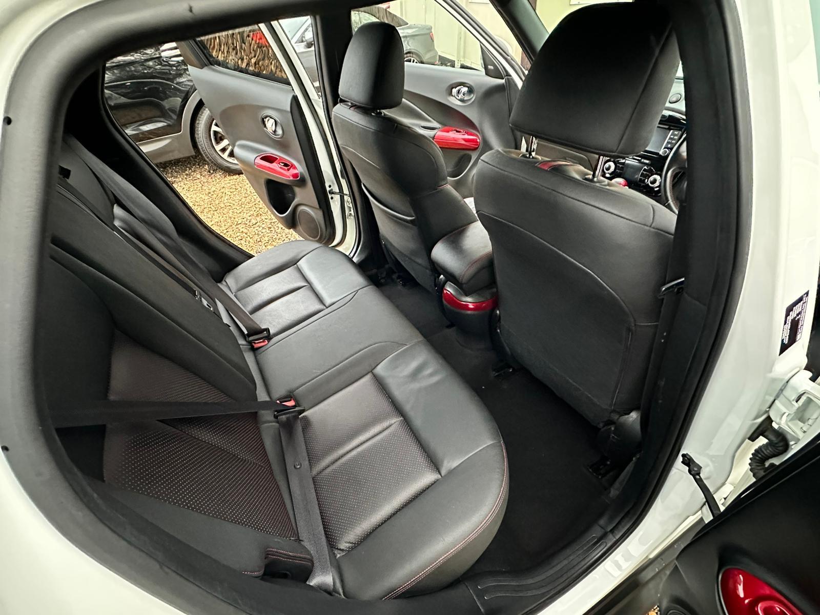 Nissan Juke 1.6 Tekna SUV 5dr Petrol XTRON Euro 6 (117 ps)