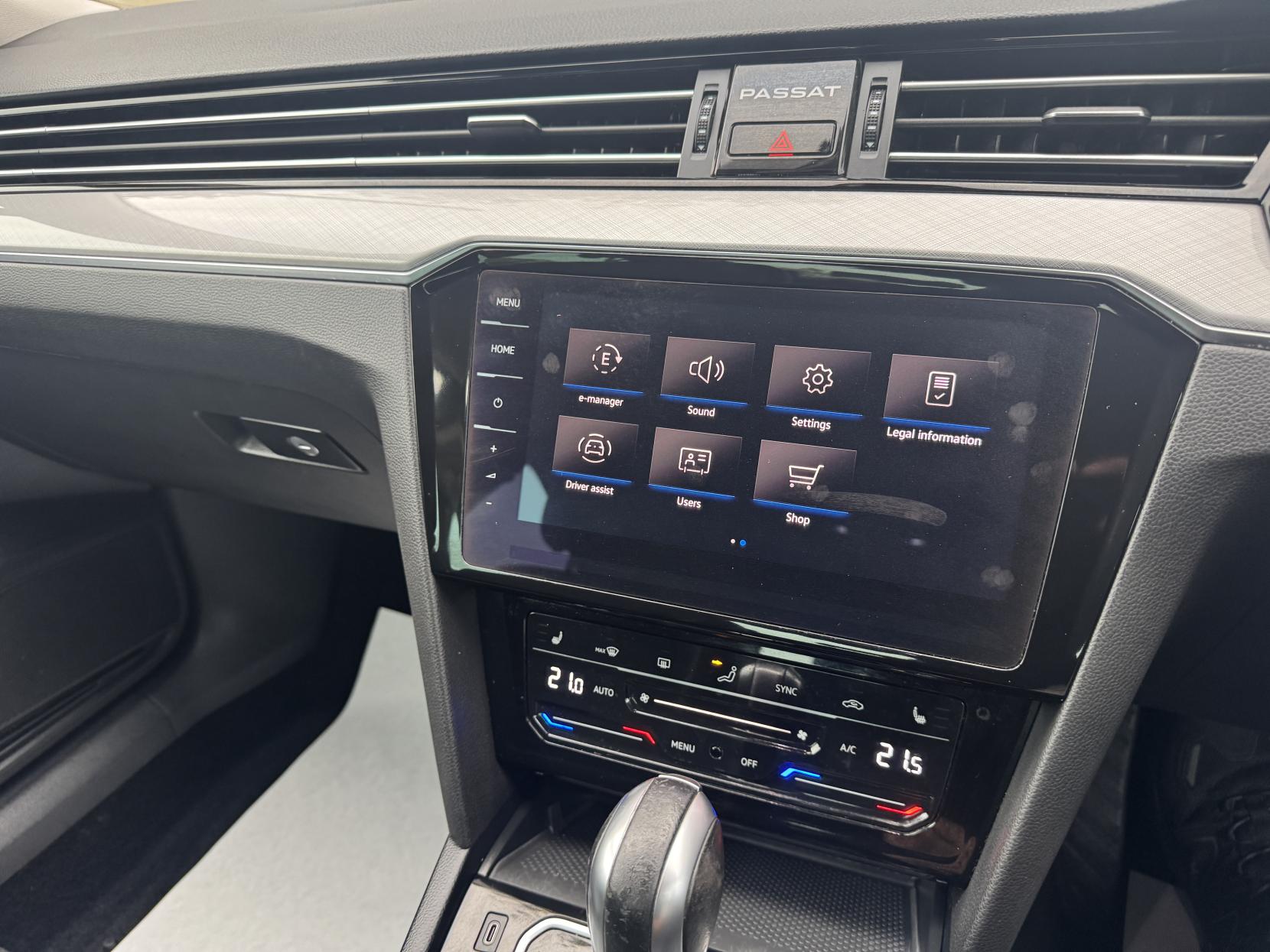 Volkswagen Passat 1.4 TSI 13kWh GTE Advance Saloon 4dr Petrol Plug-in Hybrid DSG Euro 6 (s/s) (218 ps)