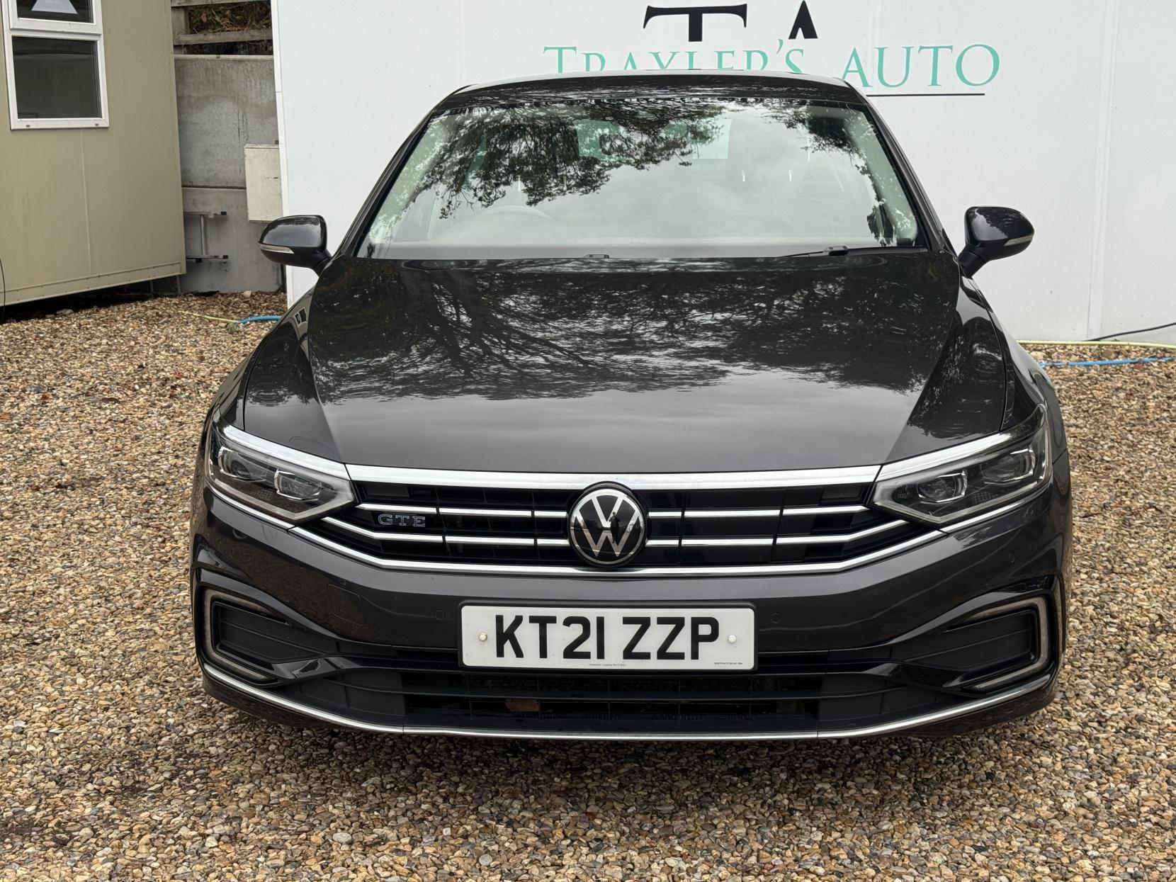 Volkswagen Passat 1.4 TSI 13kWh GTE Advance Saloon 4dr Petrol Plug-in Hybrid DSG Euro 6 (s/s) (218 ps)