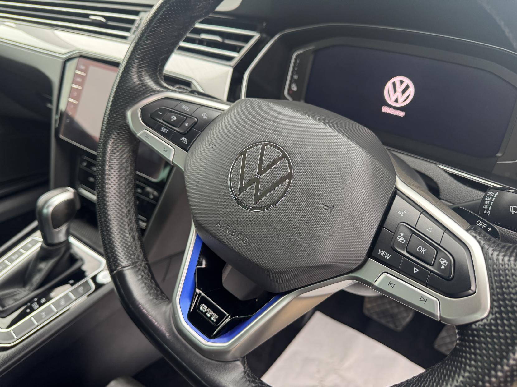 Volkswagen Passat 1.4 TSI 13kWh GTE Advance Saloon 4dr Petrol Plug-in Hybrid DSG Euro 6 (s/s) (218 ps)