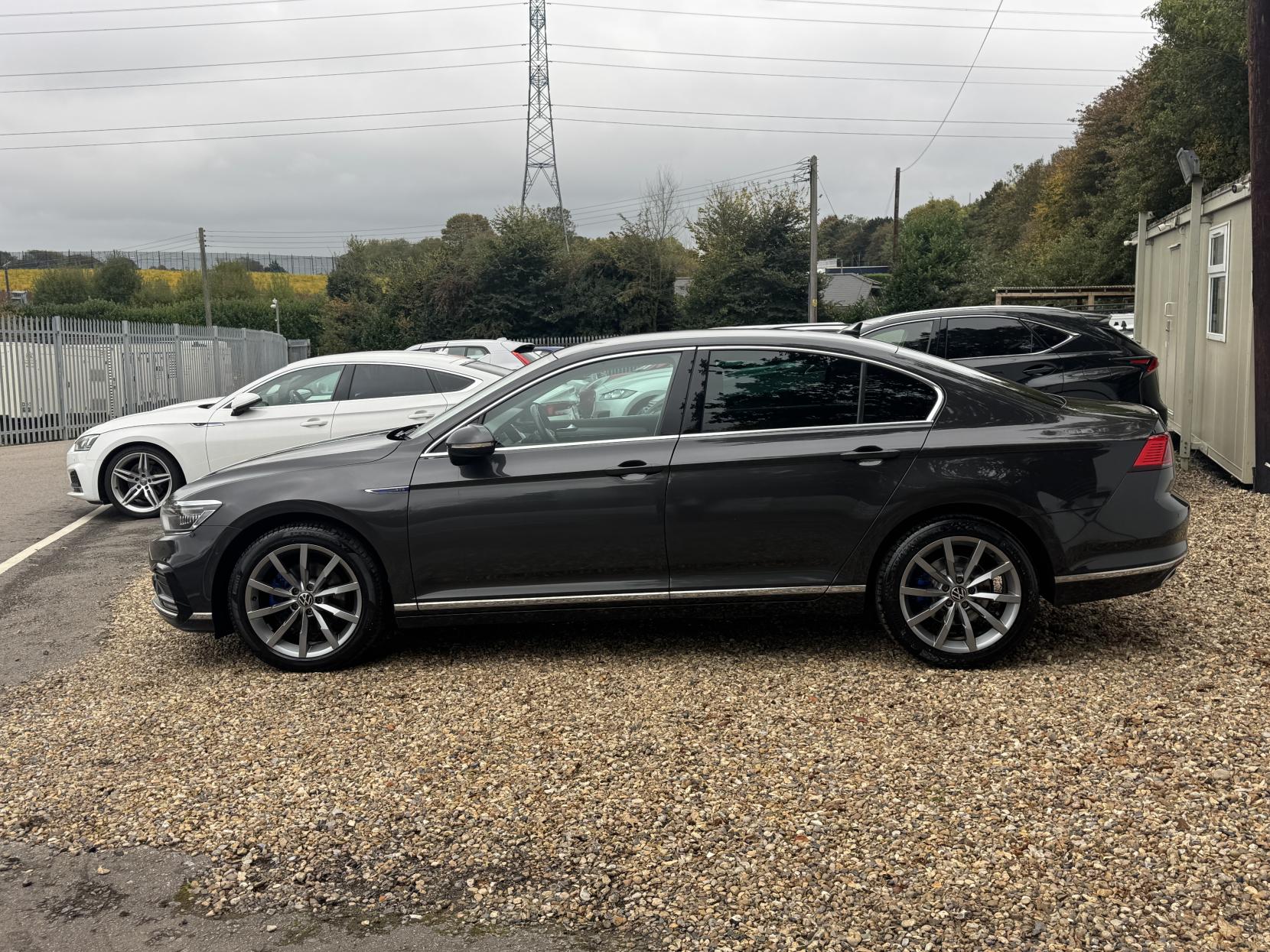 Volkswagen Passat 1.4 TSI 13kWh GTE Advance Saloon 4dr Petrol Plug-in Hybrid DSG Euro 6 (s/s) (218 ps)