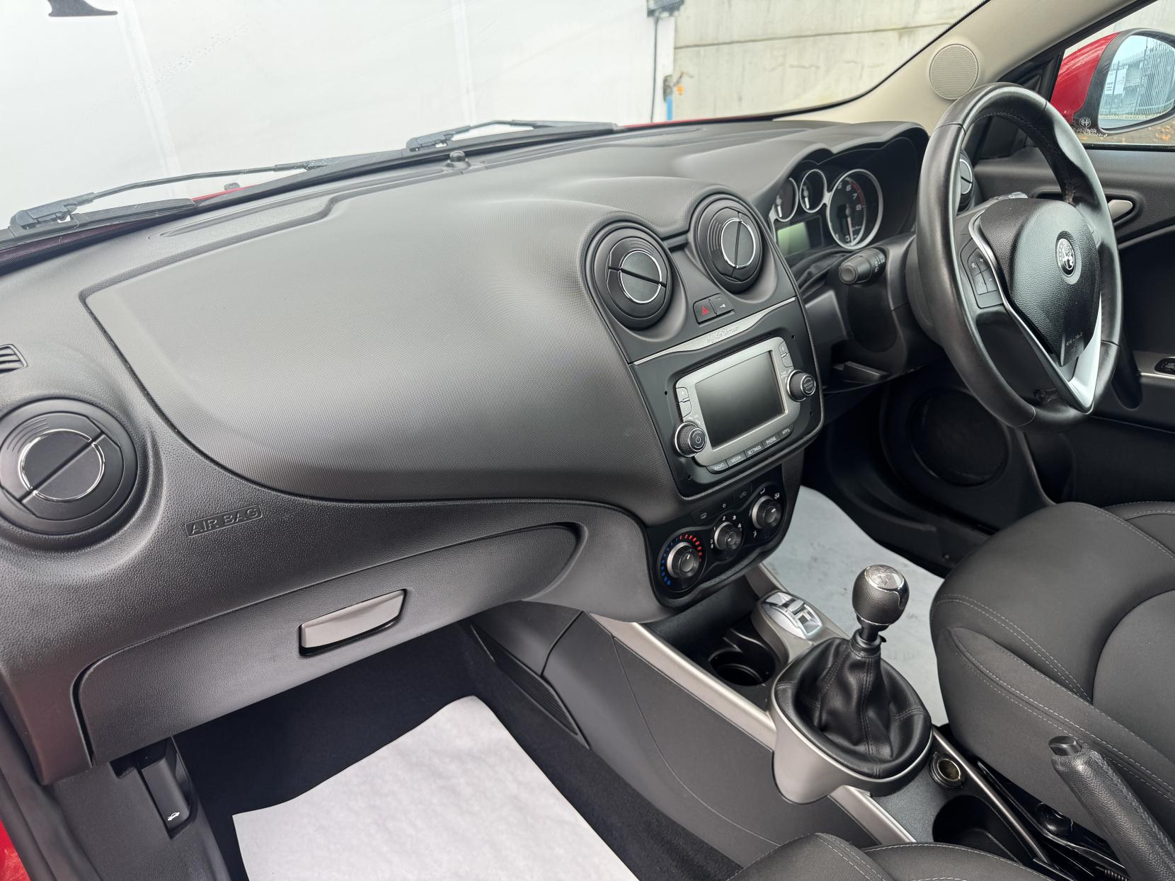 Alfa Romeo MiTo 875 TB TwinAir Hatchback 3dr Petrol Manual Euro 6 (s/s) (105 ps)