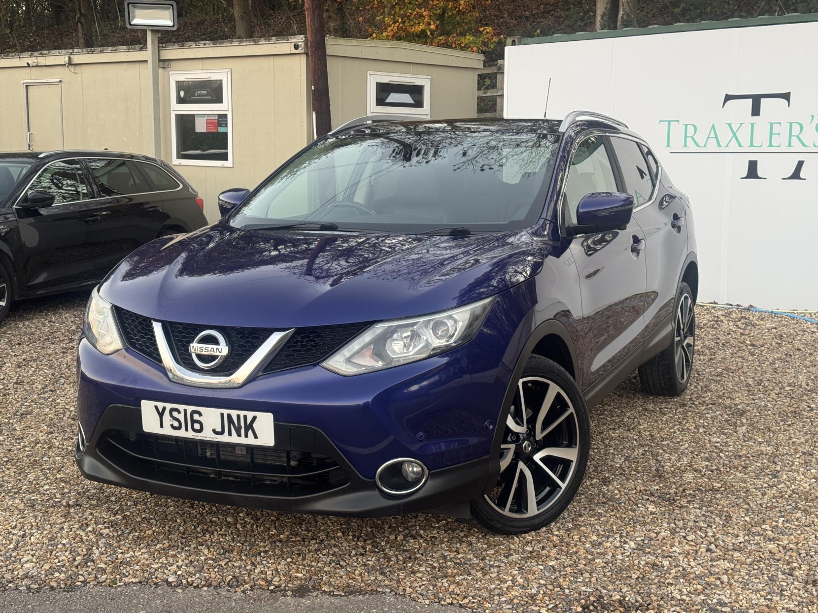 Nissan Qashqai 1.2 DIG-T Tekna SUV 5dr Petrol XTRON 2WD Euro 6 (s/s) (115 ps)