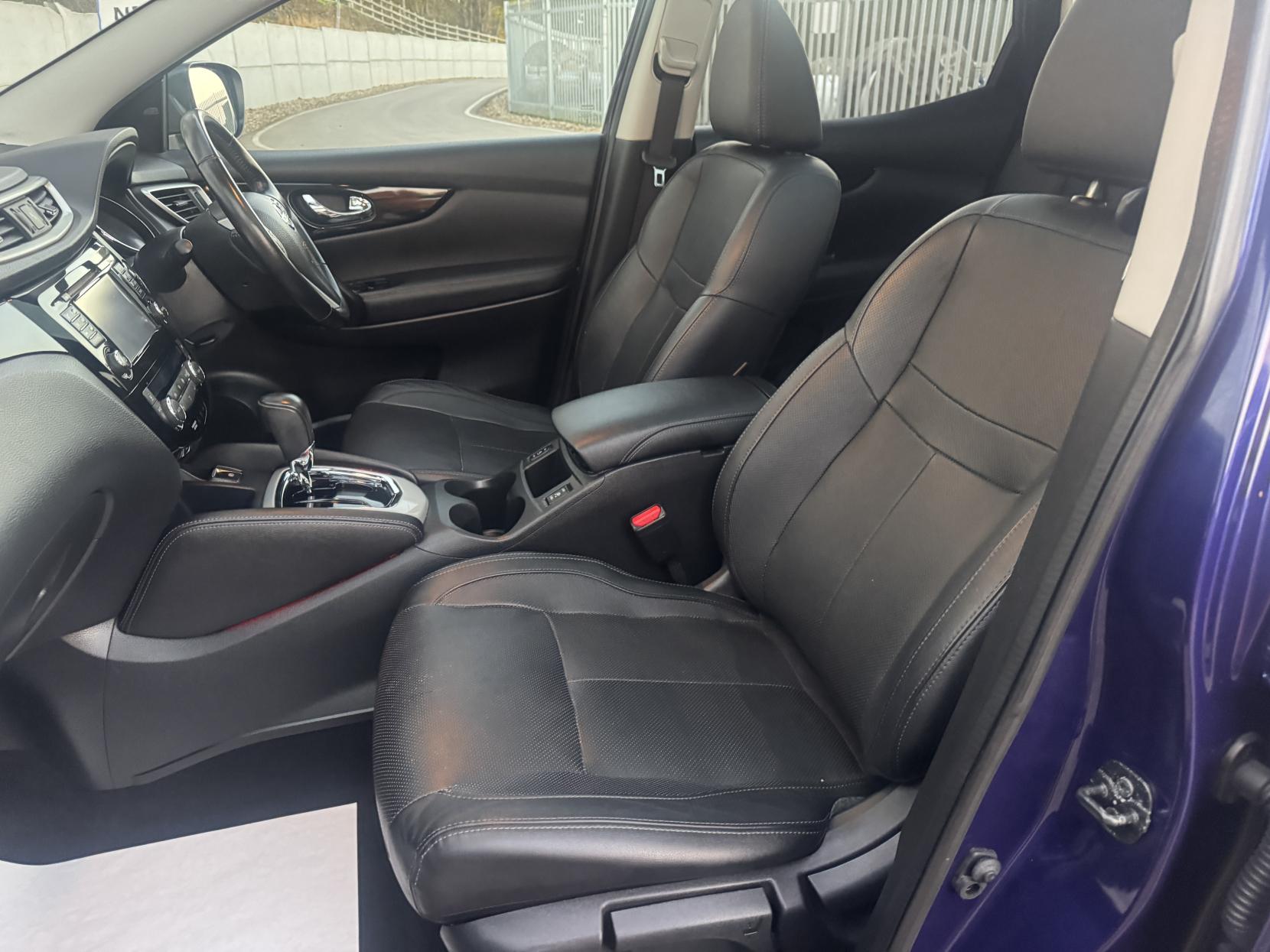 Nissan Qashqai 1.2 DIG-T Tekna SUV 5dr Petrol XTRON 2WD Euro 6 (s/s) (115 ps)