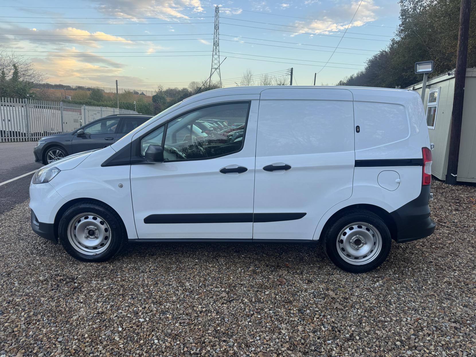 Ford Transit Courier 1.0 EcoBoost Leader Panel Van 5dr Petrol Manual L1 Euro 6 (s/s) (100 ps)