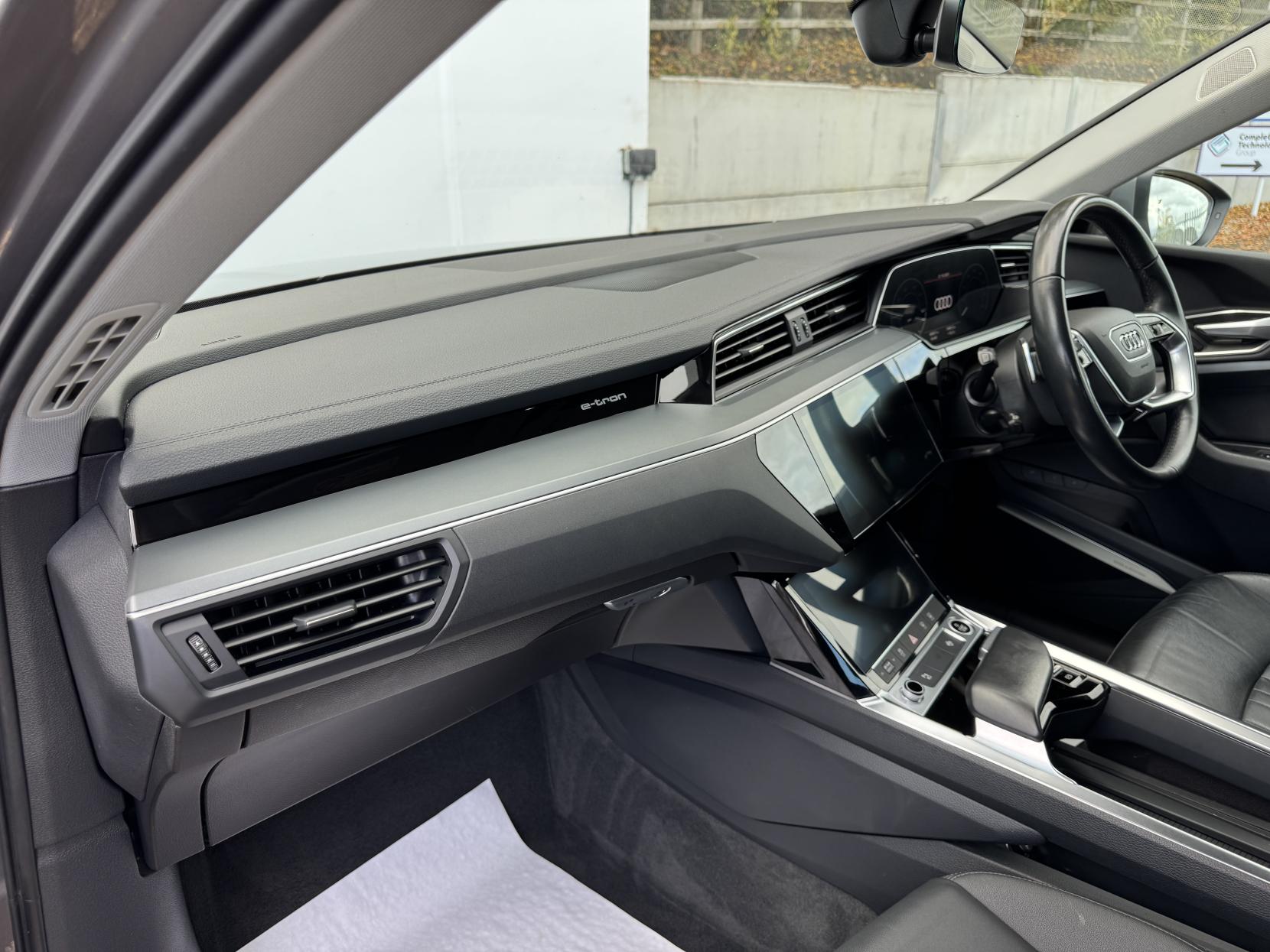 Audi e-tron 50 Technik SUV 5dr Electric Auto quattro 71.2kWh (11kW Charger) (313 ps)