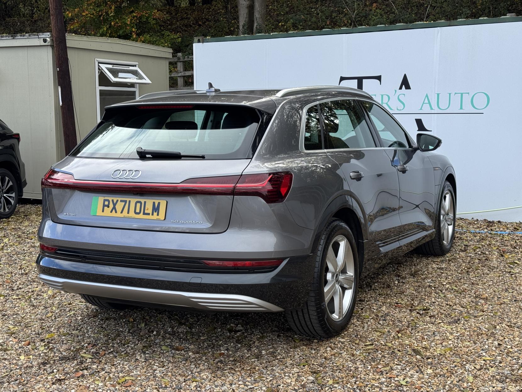 Audi e-tron 50 Technik SUV 5dr Electric Auto quattro 71.2kWh (11kW Charger) (313 ps)