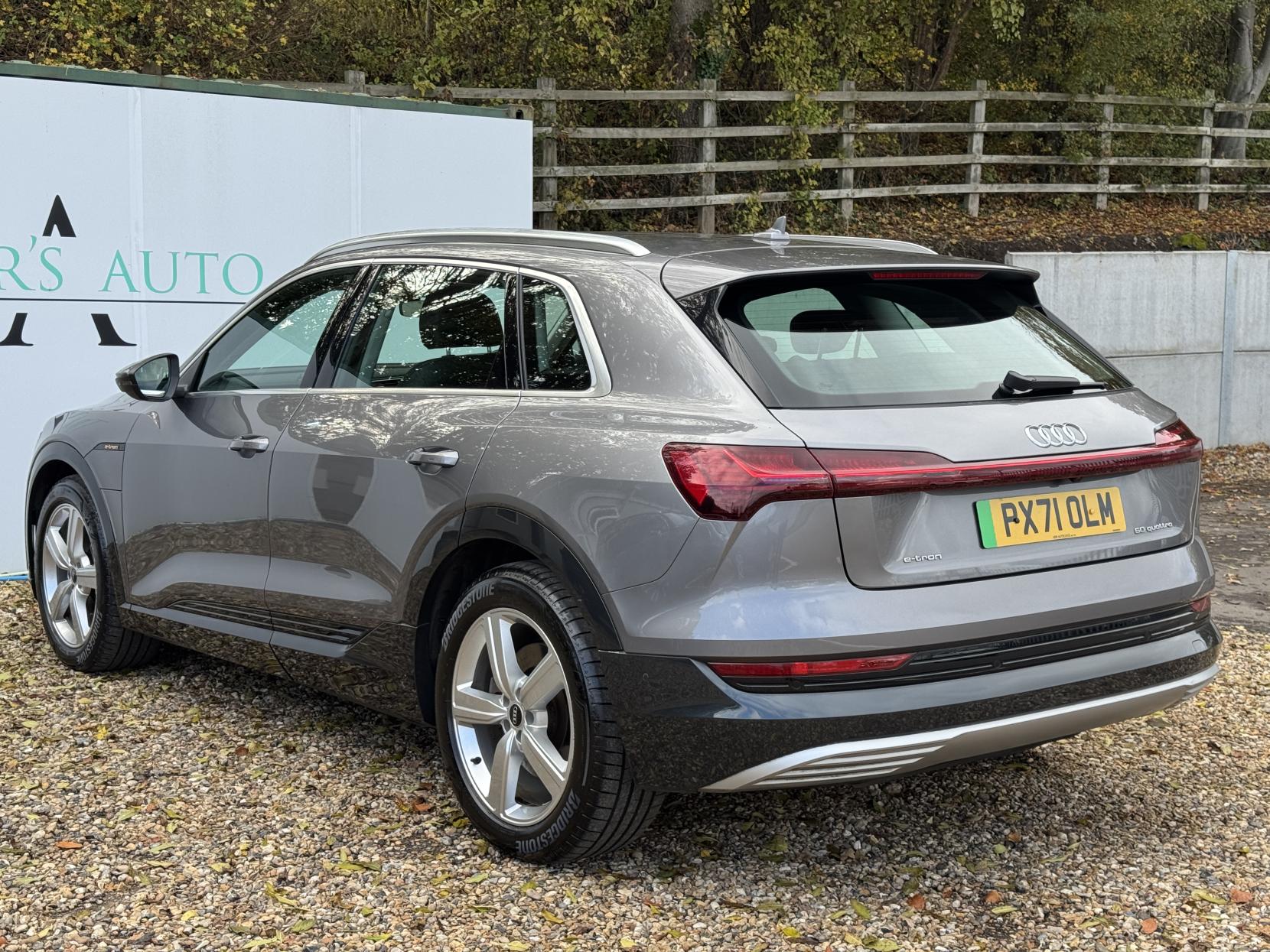Audi e-tron 50 Technik SUV 5dr Electric Auto quattro 71.2kWh (11kW Charger) (313 ps)