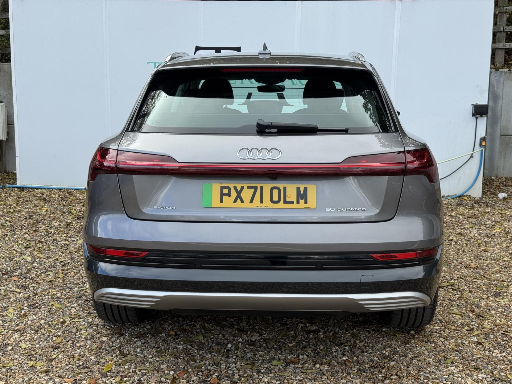 Audi e-tron 50 Technik SUV 5dr Electric Auto quattro 71.2kWh (11kW Charger) (313 ps)