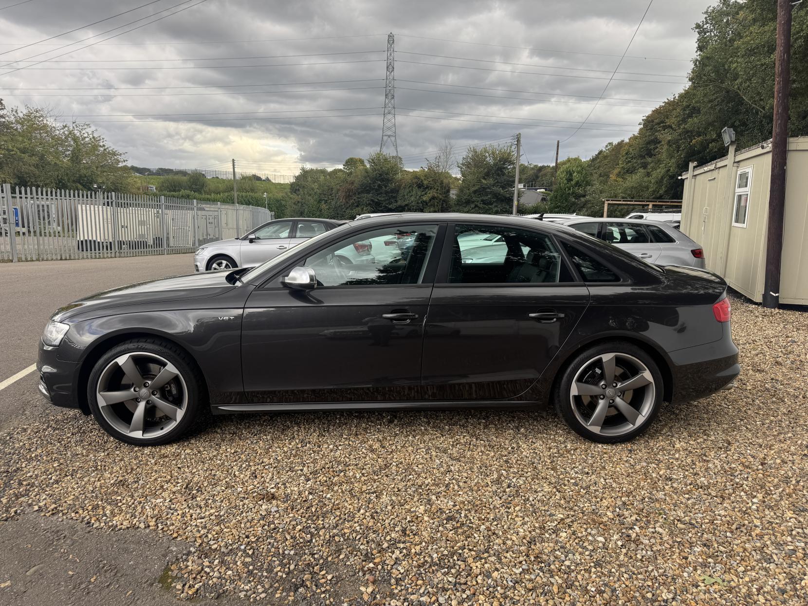 Audi S4 3.0 TFSI V6 Black Edition Saloon 4dr Petrol S Tronic quattro Euro 5 (s/s) (333 ps)