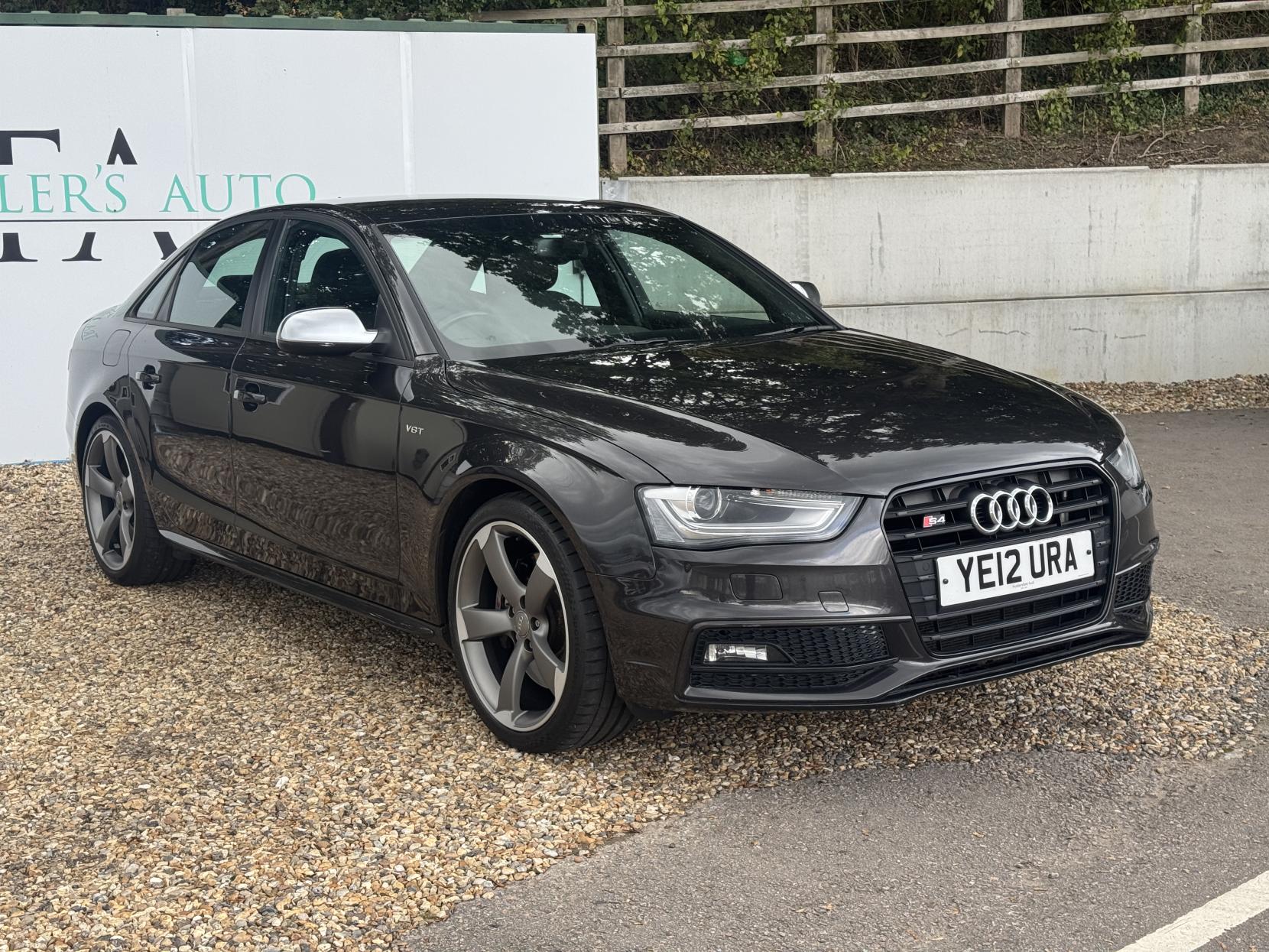 Audi S4 3.0 TFSI V6 Black Edition Saloon 4dr Petrol S Tronic quattro Euro 5 (s/s) (333 ps)