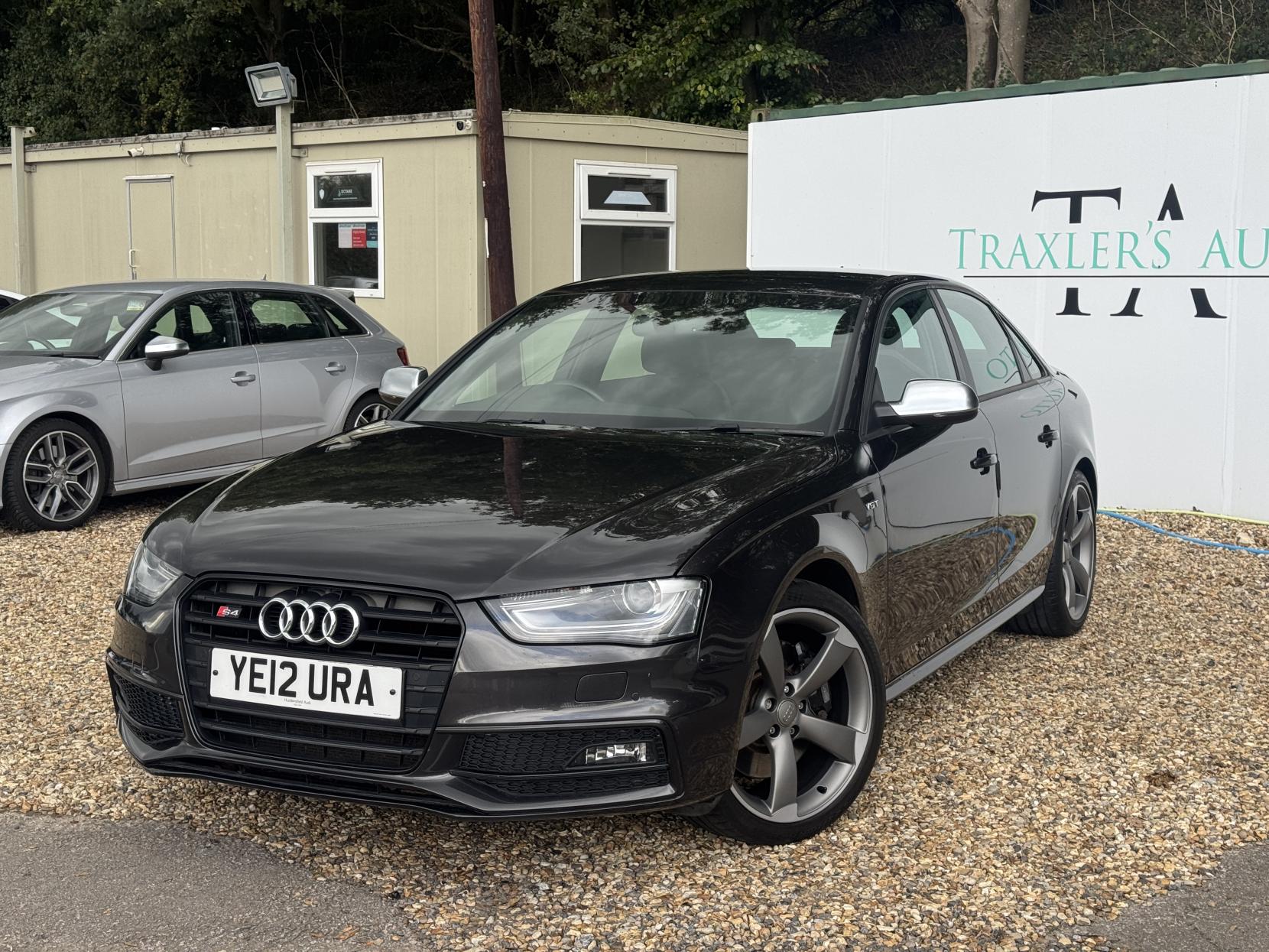 Audi S4 3.0 TFSI V6 Black Edition Saloon 4dr Petrol S Tronic quattro Euro 5 (s/s) (333 ps)