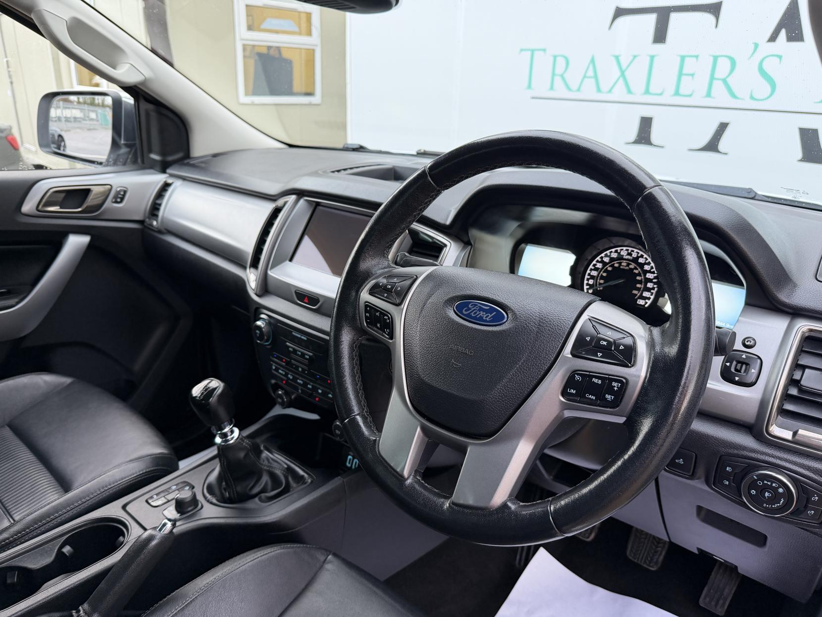 Ford Ranger 2.0 EcoBlue Limited Pickup Double Cab 4dr Diesel Manual 4WD Euro 6 (s/s) (170 ps)