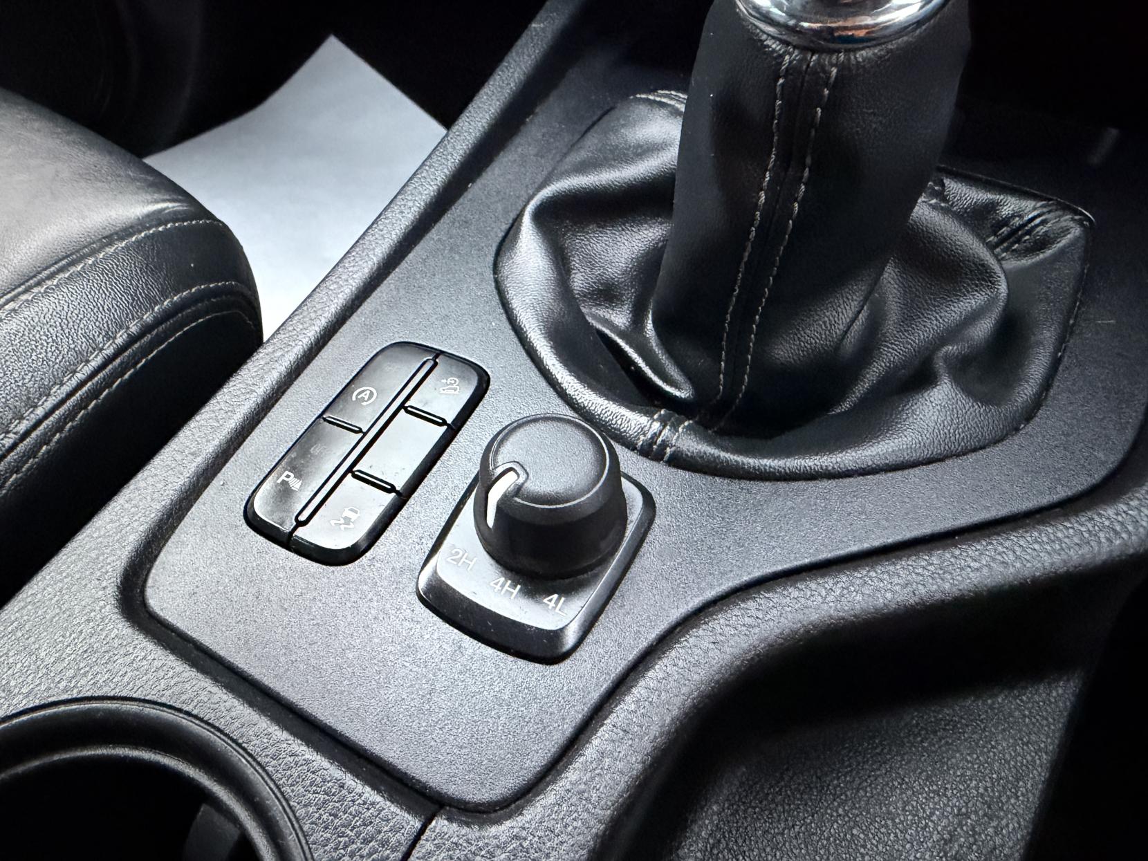 Ford Ranger 2.0 EcoBlue Limited Pickup Double Cab 4dr Diesel Manual 4WD Euro 6 (s/s) (170 ps)