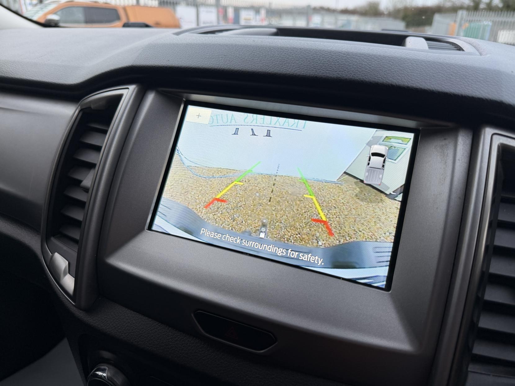 Ford Ranger 2.0 EcoBlue Limited Pickup Double Cab 4dr Diesel Manual 4WD Euro 6 (s/s) (170 ps)