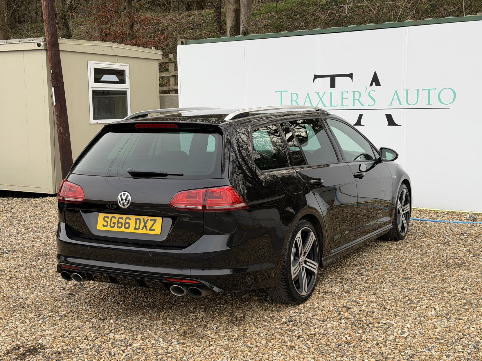 Volkswagen Golf 2.0 TSI BlueMotion Tech R Estate 5dr Petrol DSG 4MOTION Euro 6 (s/s) (300 ps)