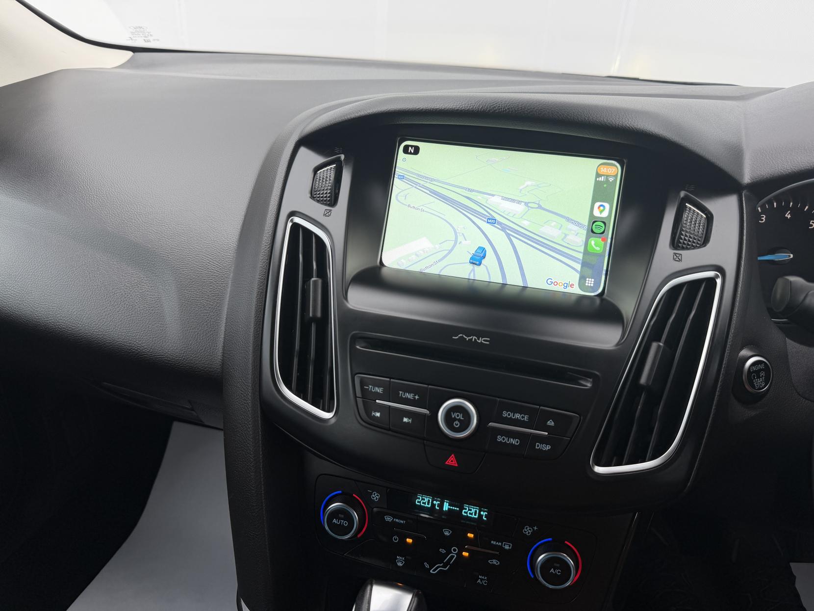 Ford Focus 1.0T EcoBoost Titanium Hatchback 5dr Petrol Auto Euro 6 (s/s) (125 ps)