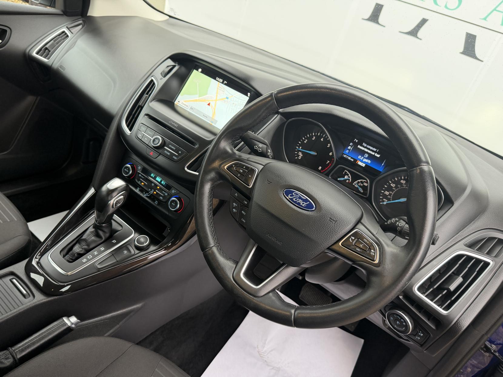 Ford Focus 1.0T EcoBoost Titanium Hatchback 5dr Petrol Auto Euro 6 (s/s) (125 ps)