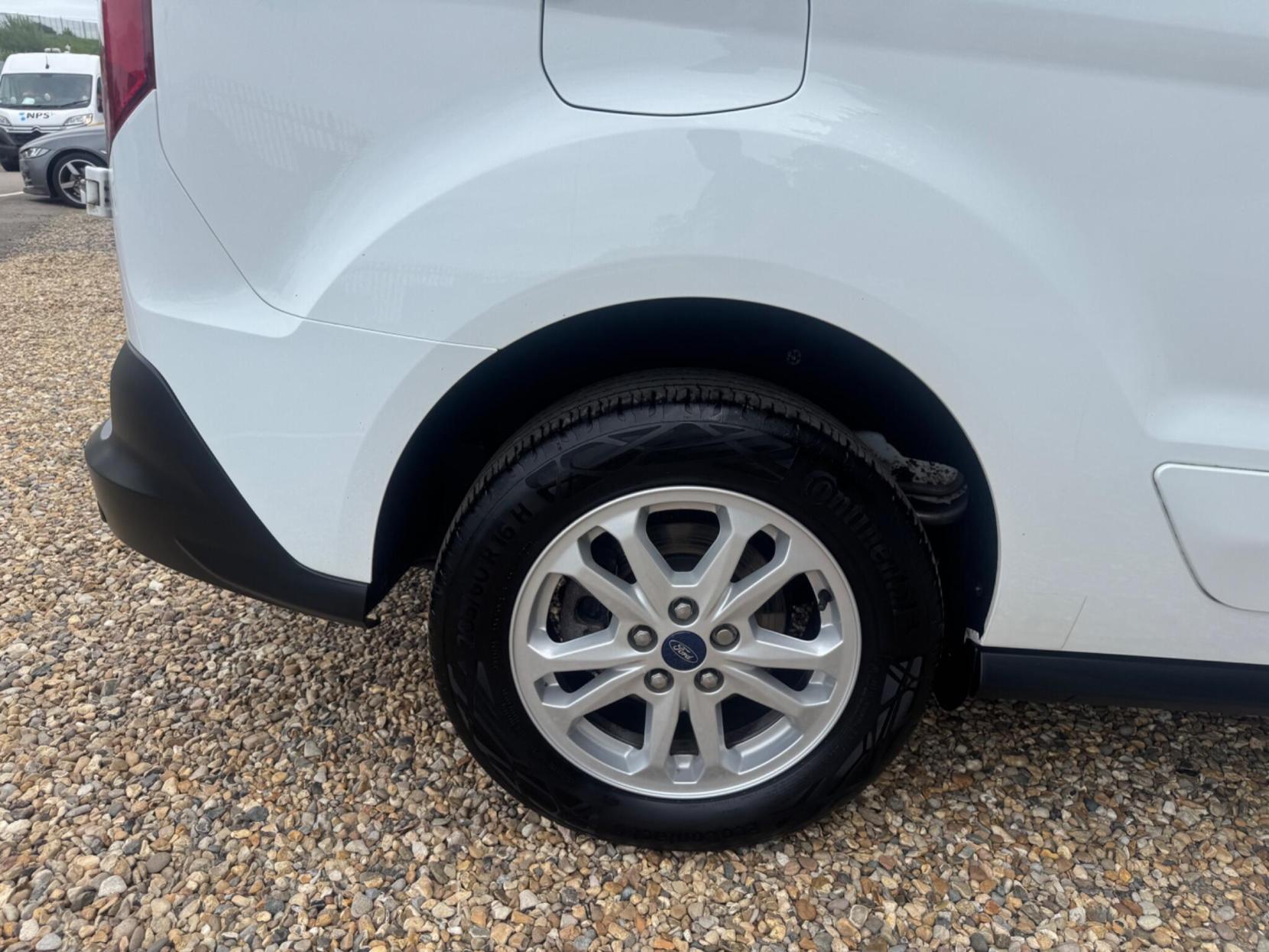 Ford Transit Connect 1.5 250 EcoBlue Limited L2 Euro 6 (s/s) 5dr