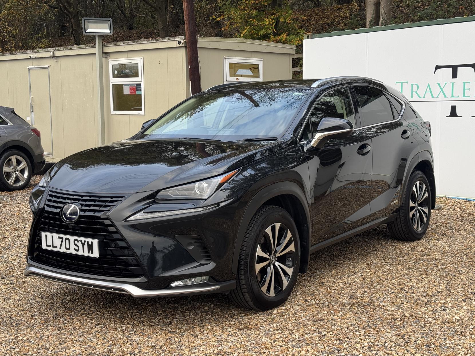 Lexus NX 2.5 300h GPF SUV 5dr Petrol Hybrid E-CVT 4WD Euro 6 (s/s) (197 ps)