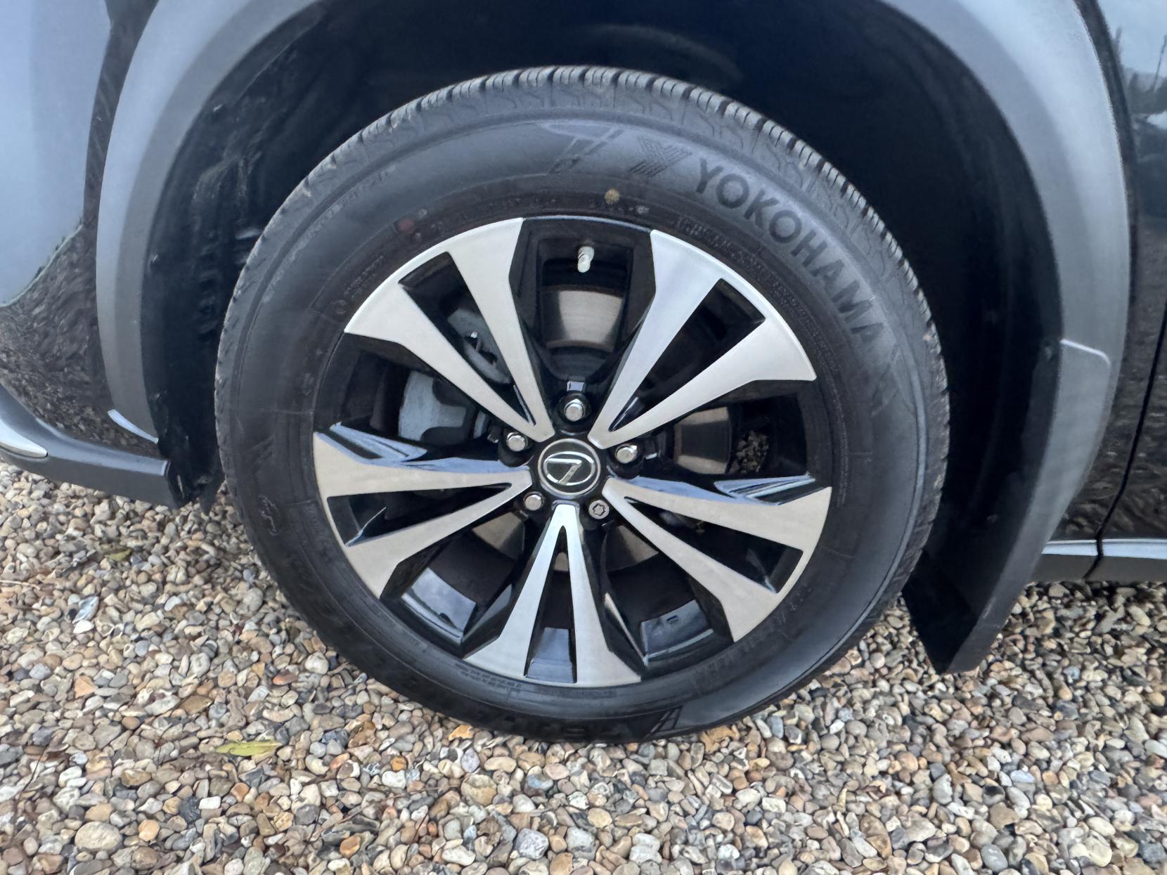 Lexus NX 2.5 300h GPF SUV 5dr Petrol Hybrid E-CVT 4WD Euro 6 (s/s) (197 ps)