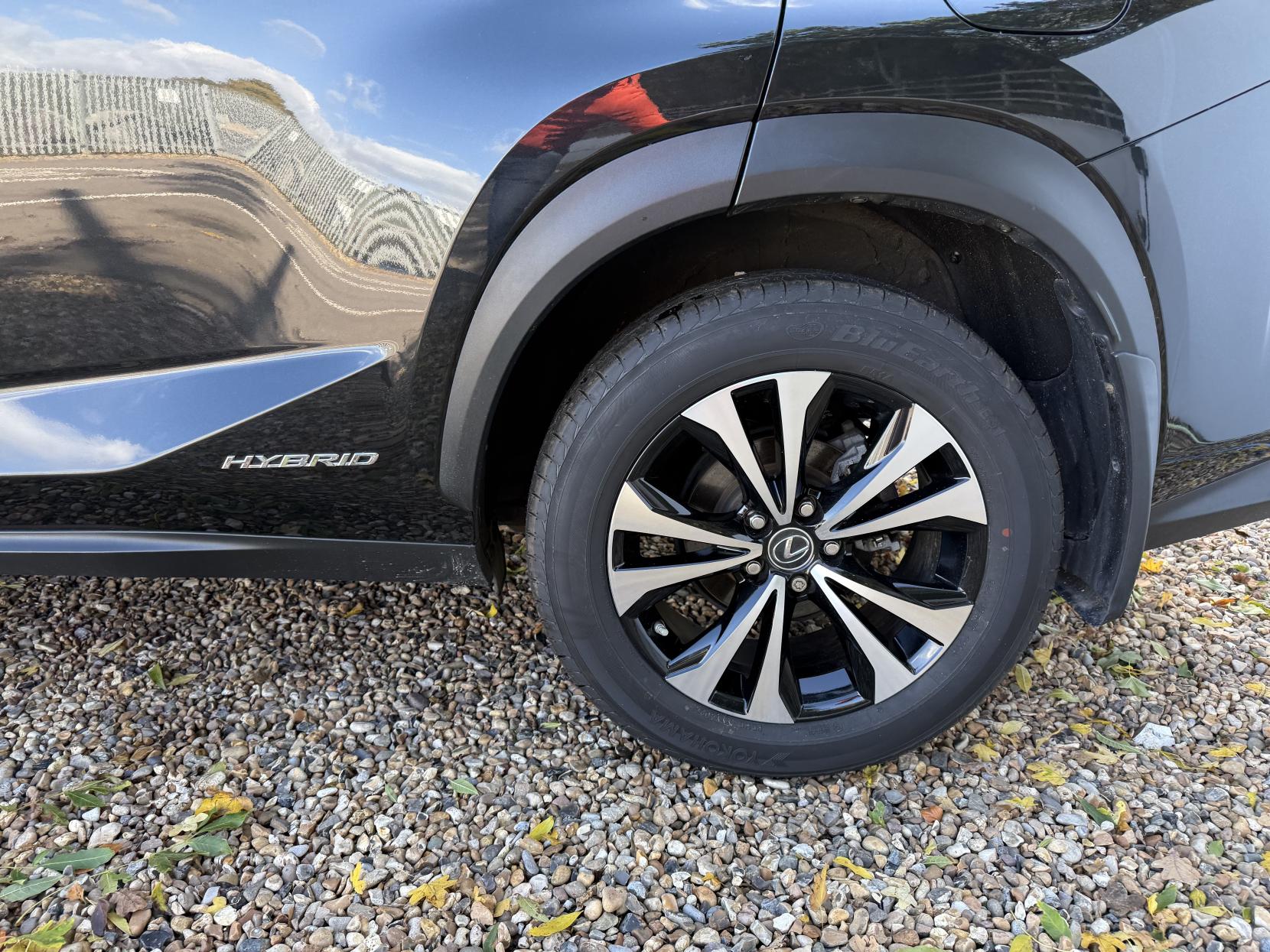 Lexus NX 2.5 300h GPF SUV 5dr Petrol Hybrid E-CVT 4WD Euro 6 (s/s) (197 ps)