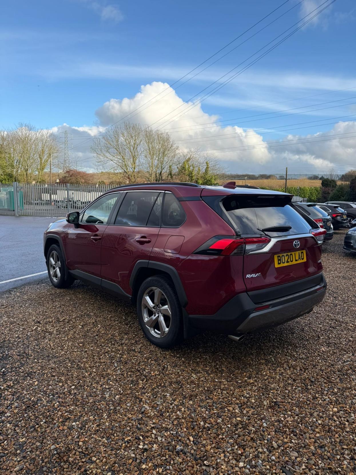 Toyota RAV4 2.5 VVT-h Design SUV 5dr Petrol Hybrid CVT 4WD Euro 6 (s/s) (222 ps)