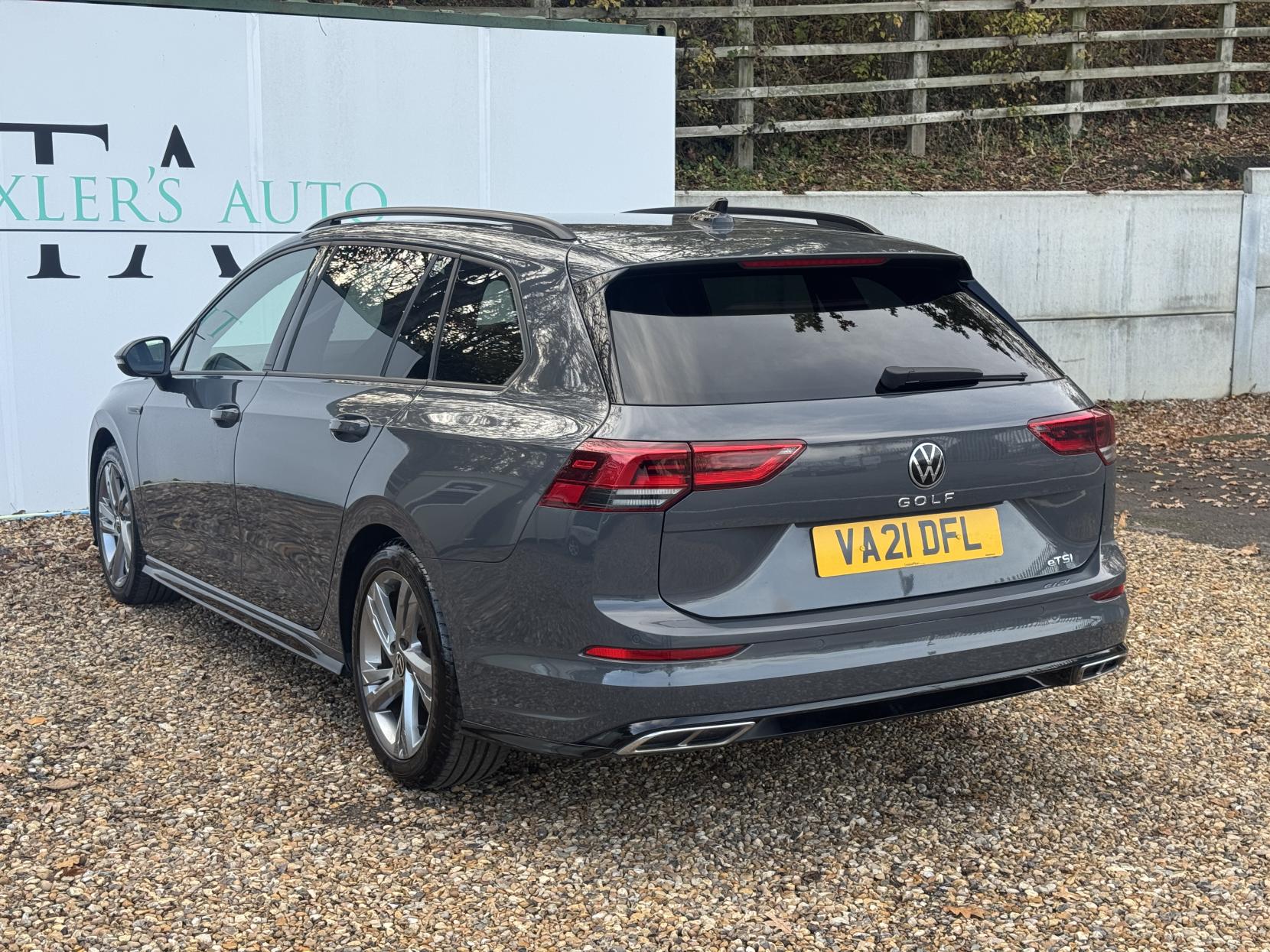 Volkswagen Golf 1.5 eTSI MHEV R-Line Estate 5dr Petrol Hybrid DSG Euro 6 (s/s) (150 ps)