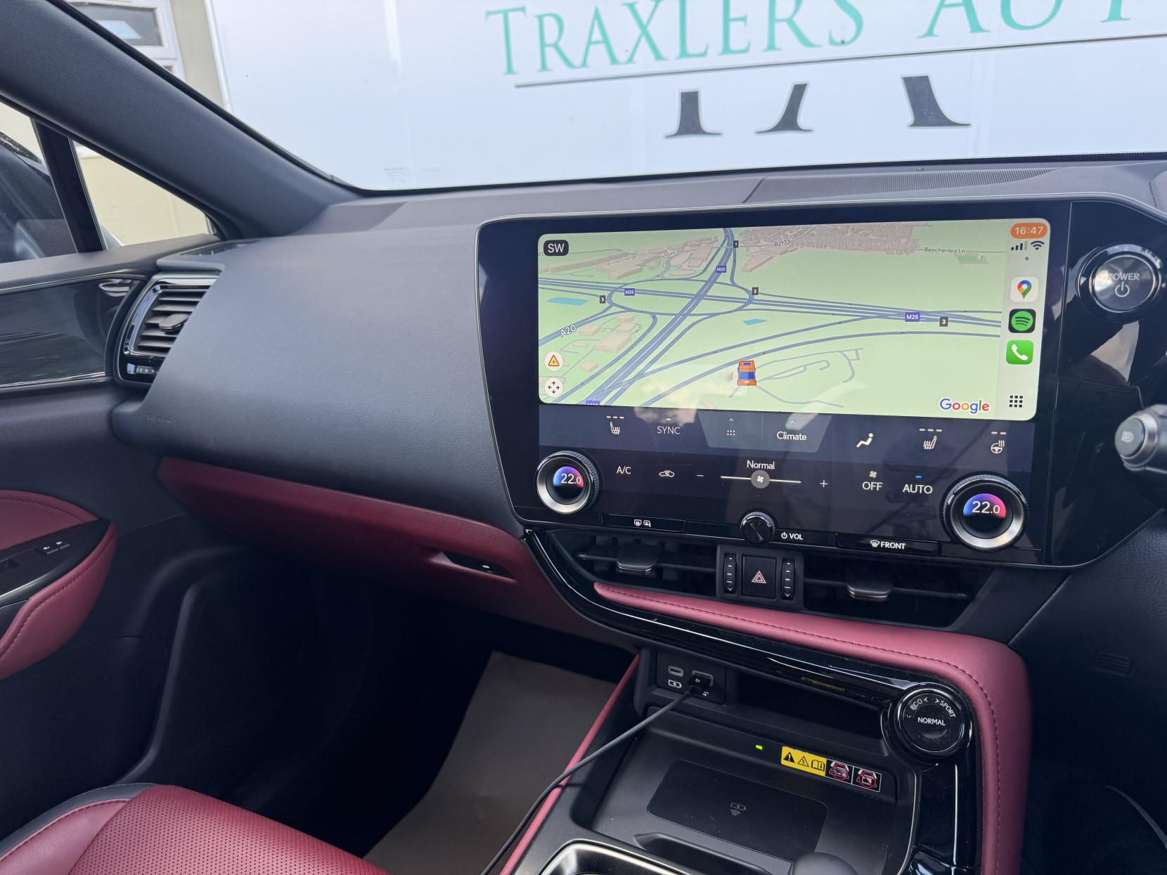 Lexus NX 2.5 350h SUV 5dr Petrol Hybrid E-CVT 4WD Euro 6 (s/s) (245 ps)