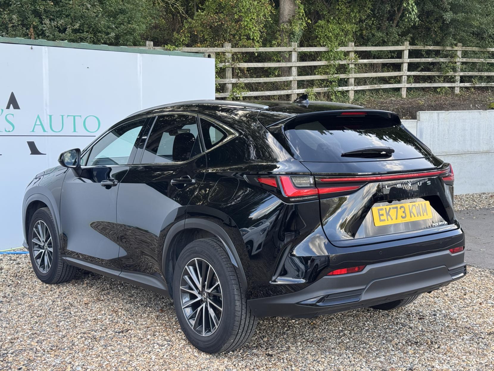 Lexus NX 2.5 350h SUV 5dr Petrol Hybrid E-CVT 4WD Euro 6 (s/s) (245 ps)