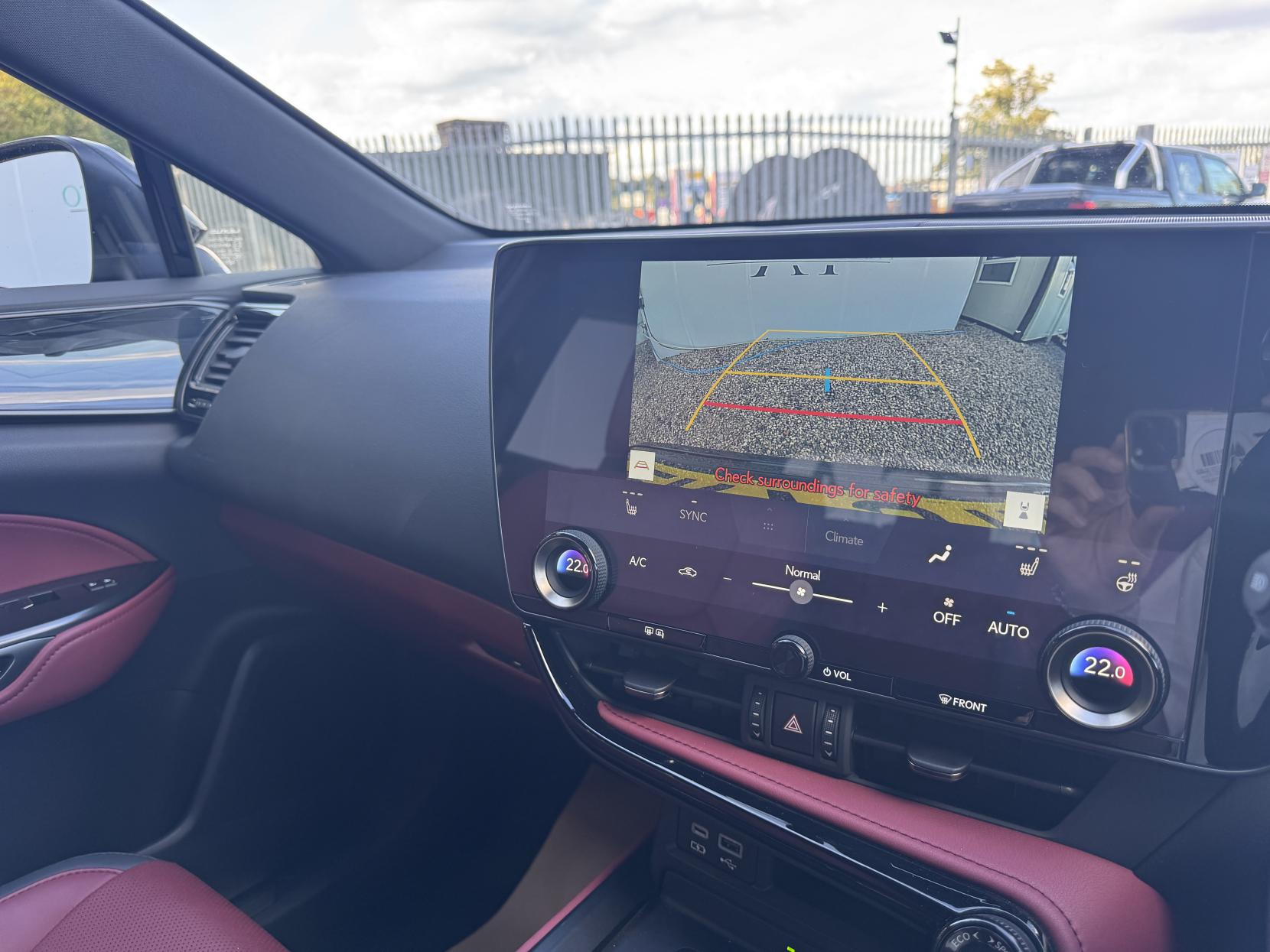 Lexus NX 2.5 350h SUV 5dr Petrol Hybrid E-CVT 4WD Euro 6 (s/s) (245 ps)