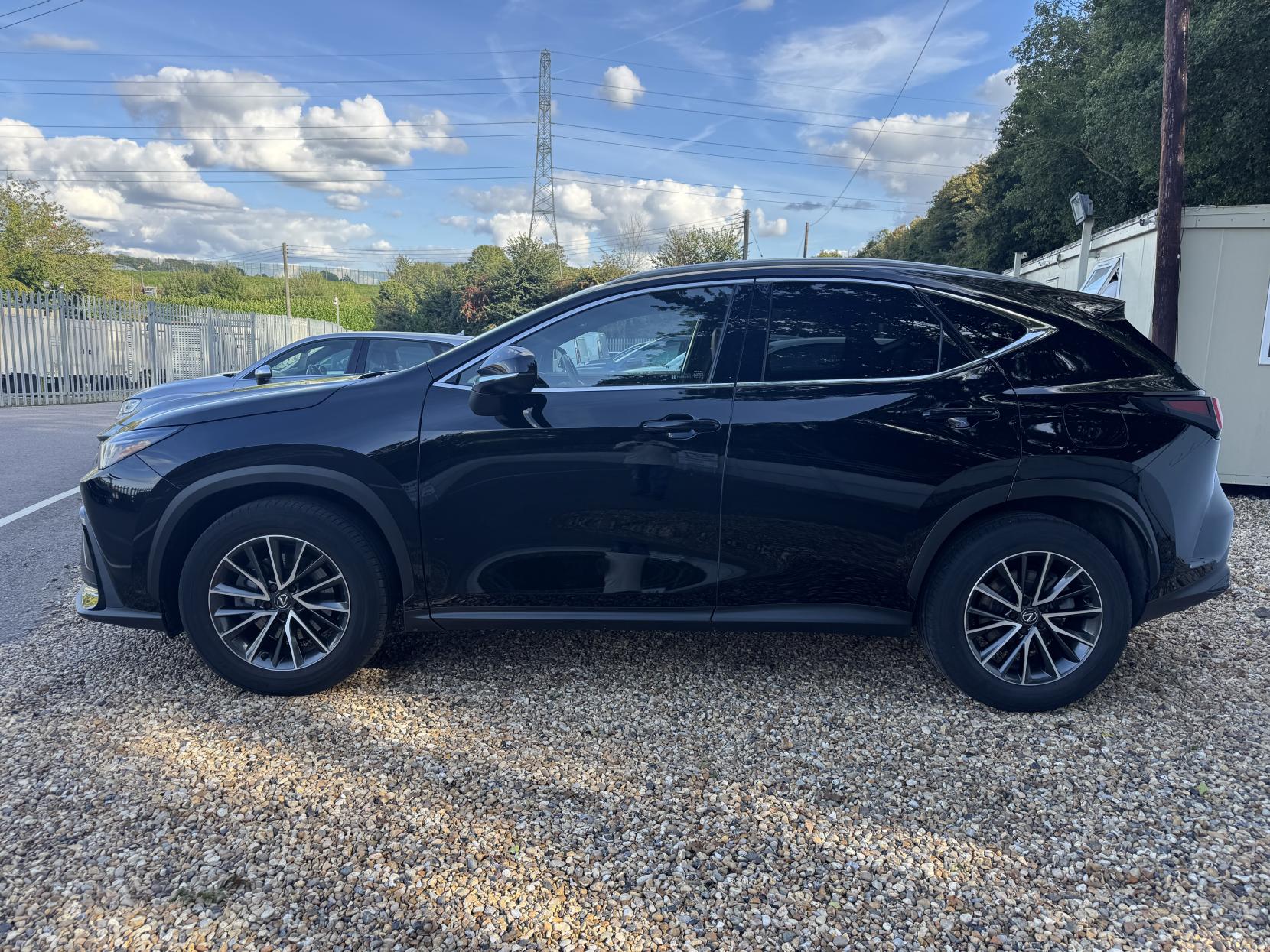 Lexus NX 2.5 350h SUV 5dr Petrol Hybrid E-CVT 4WD Euro 6 (s/s) (245 ps)
