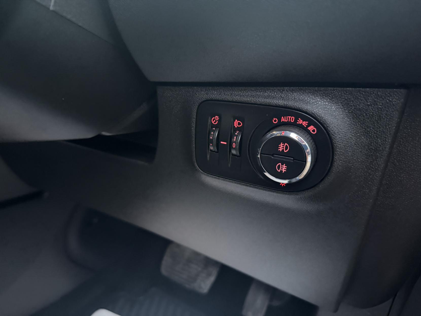 Vauxhall Corsa 1.4i ecoTEC Energy Hatchback 5dr Petrol Easytronic Euro 6 (s/s) (a/c) (90 ps)