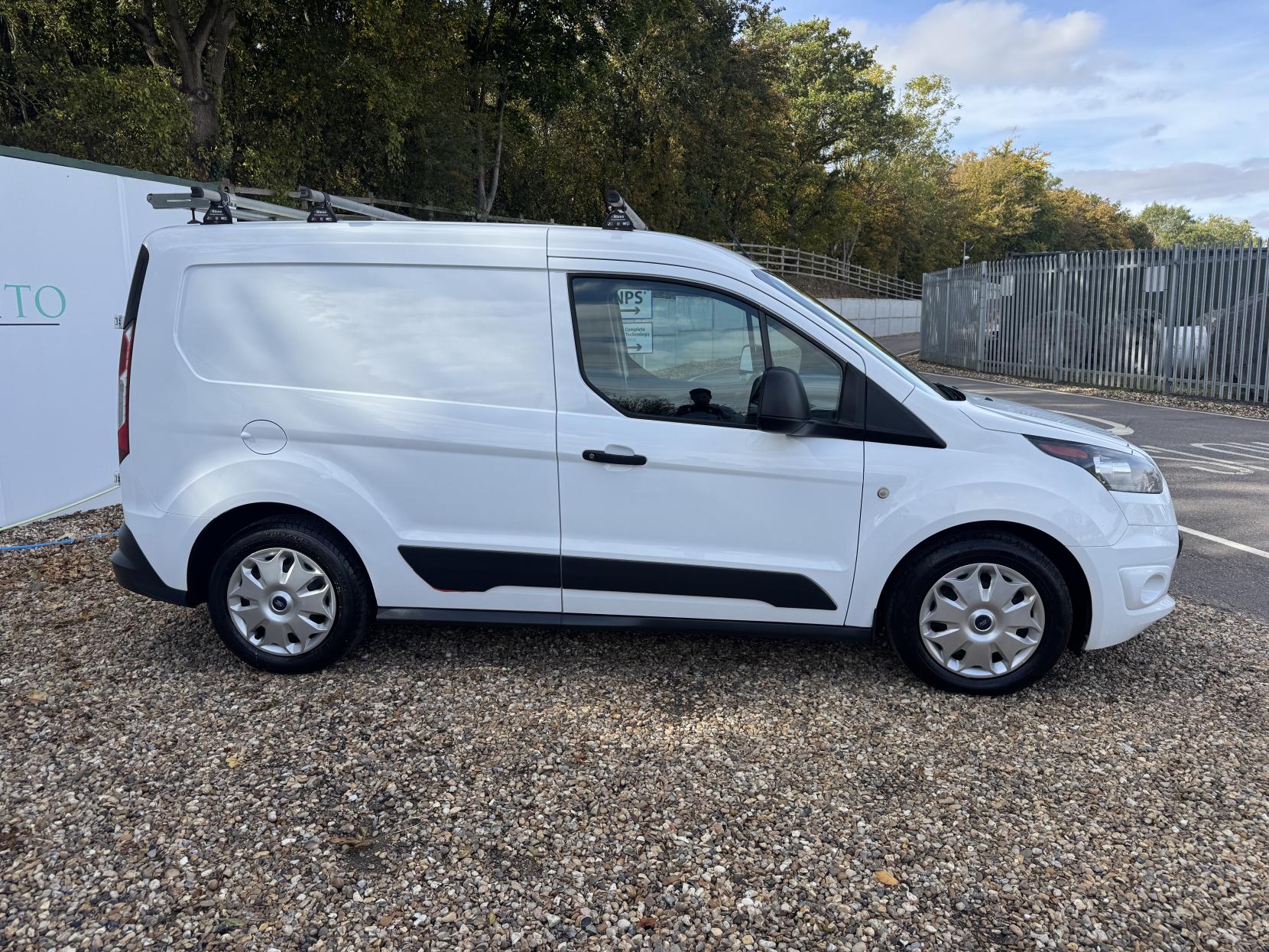 Ford Transit Connect 1.5 TDCi 220 Trend Panel Van 5dr Diesel Manual L1 H1 (124 g/km, 99 bhp)