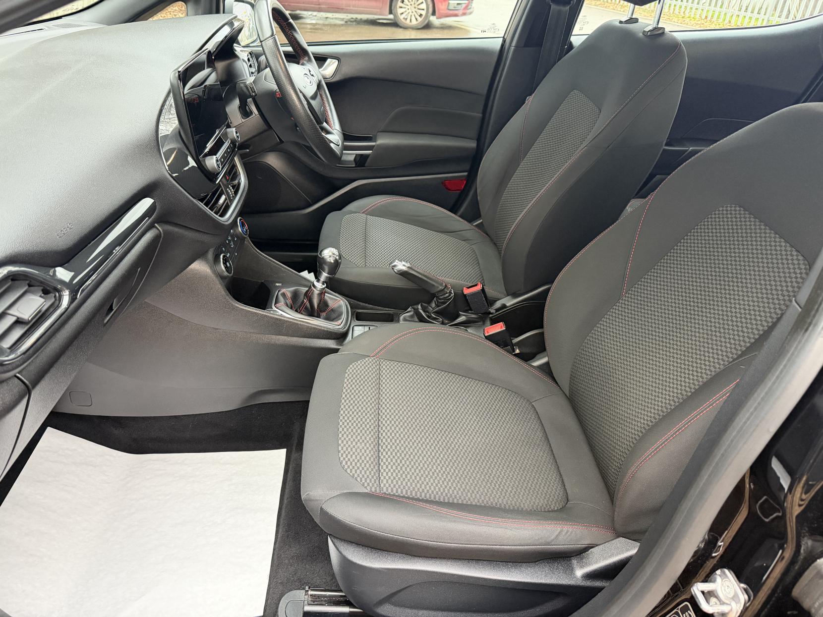 Ford Fiesta 1.0T EcoBoost GPF ST-Line Hatchback 5dr Petrol Manual Euro 6 (s/s) (125 ps)