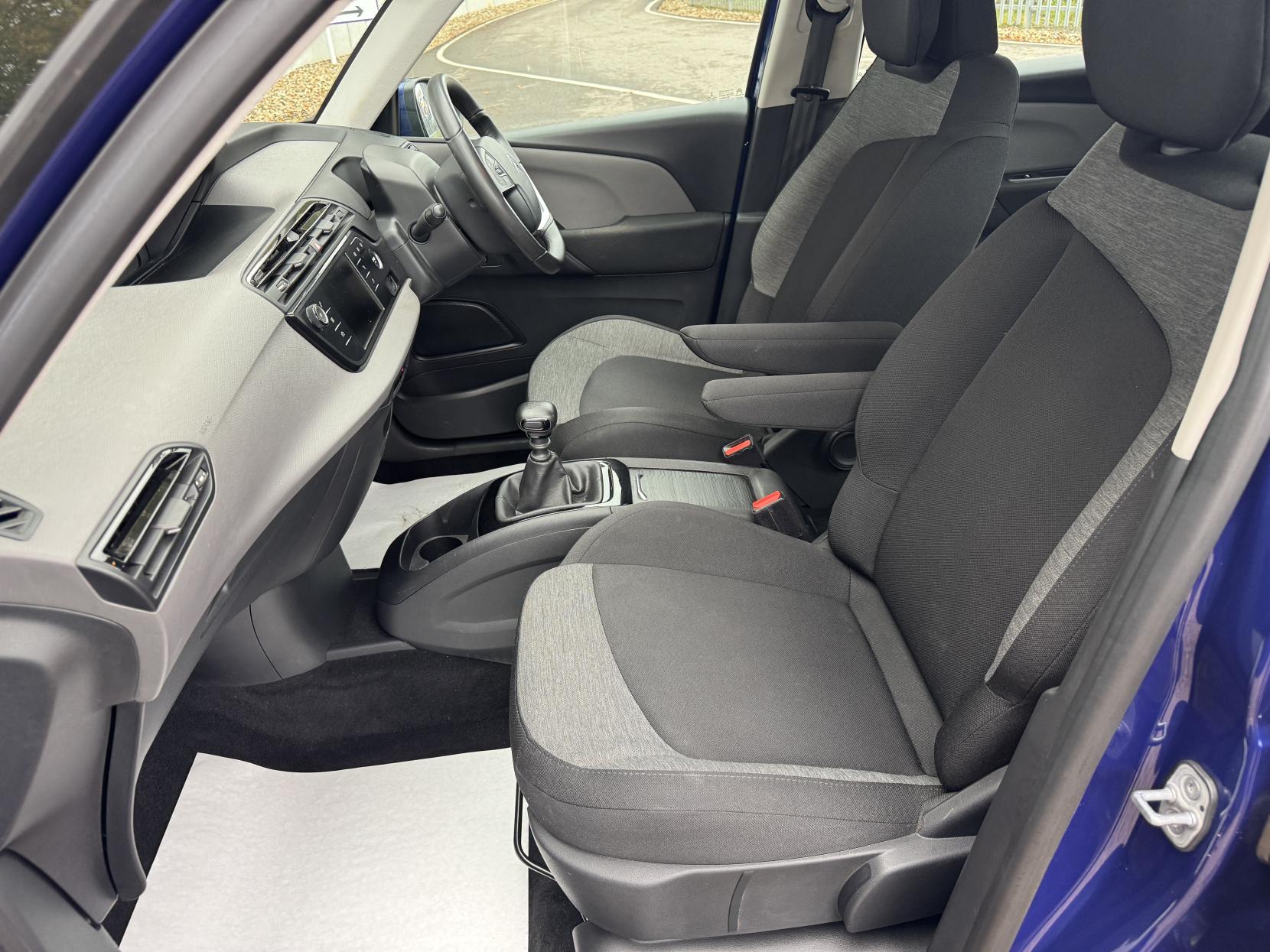 Citroen C4 SpaceTourer 1.2 PureTech Touch Edition MPV 5dr Petrol Manual Euro 6 (s/s) (130 ps)