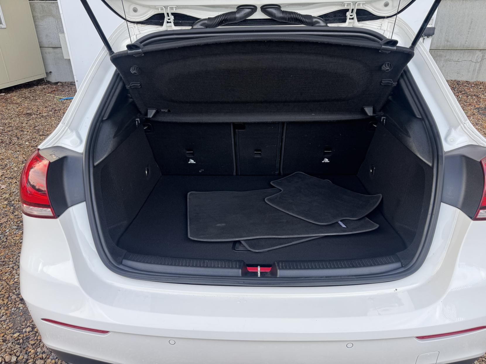 Mercedes-Benz A Class 1.3 A250e 15.6kWh AMG Line (Executive) Hatchback 5dr Petrol Plug-in Hybrid 8G-DCT Euro 6 (s/s) (218 ps)