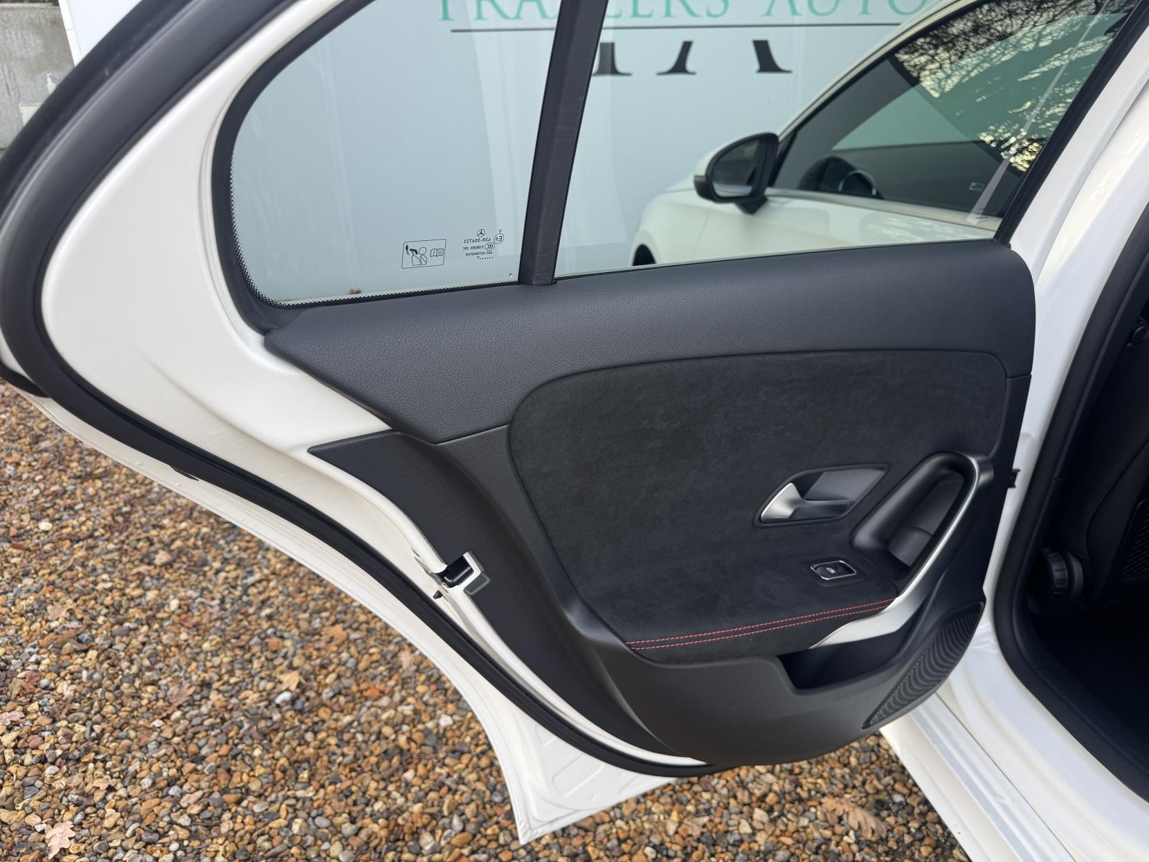 Mercedes-Benz A Class 1.3 A250e 15.6kWh AMG Line (Executive) Hatchback 5dr Petrol Plug-in Hybrid 8G-DCT Euro 6 (s/s) (218 ps)